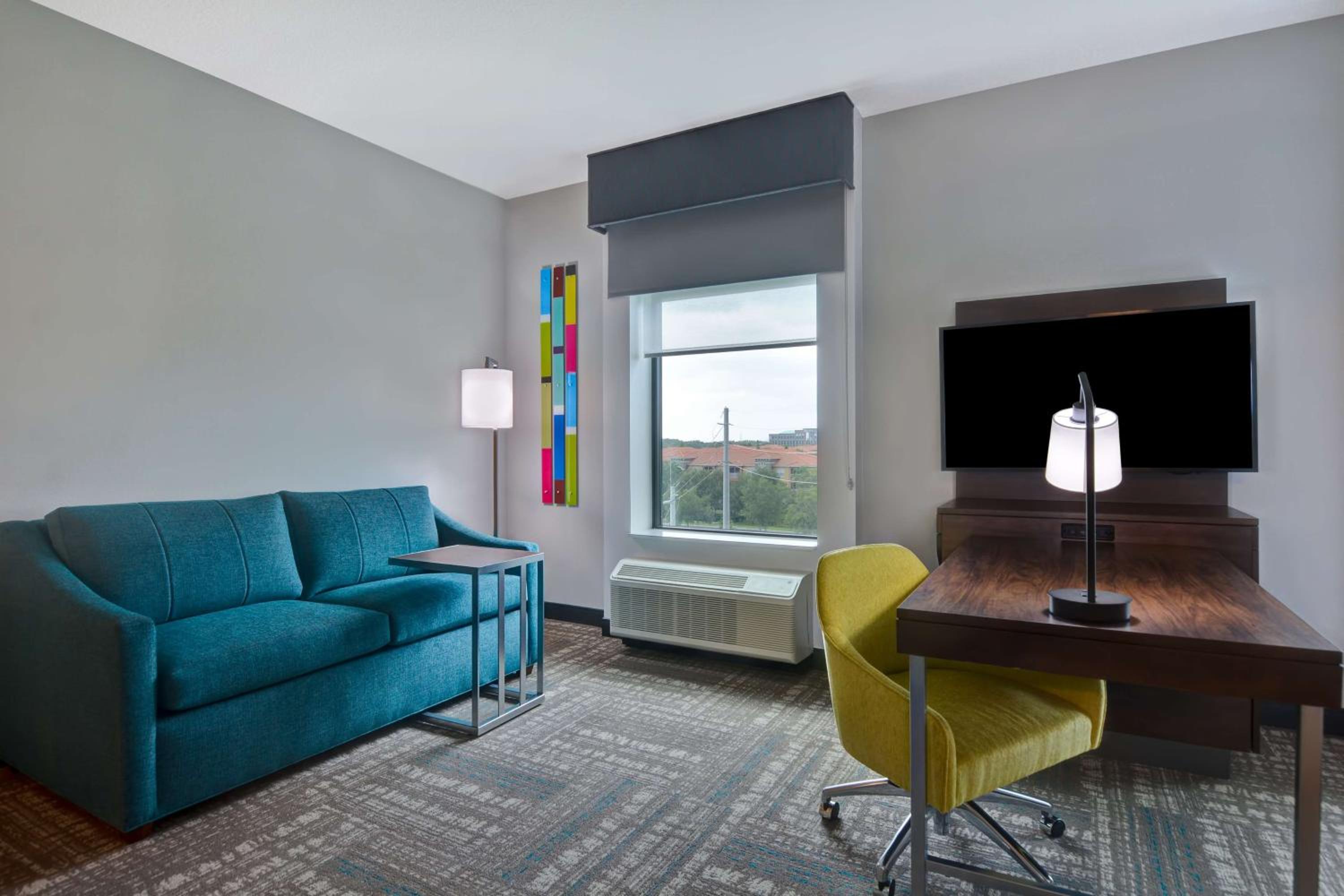 King Studio Suite - Non-Smoking - Photo 3
