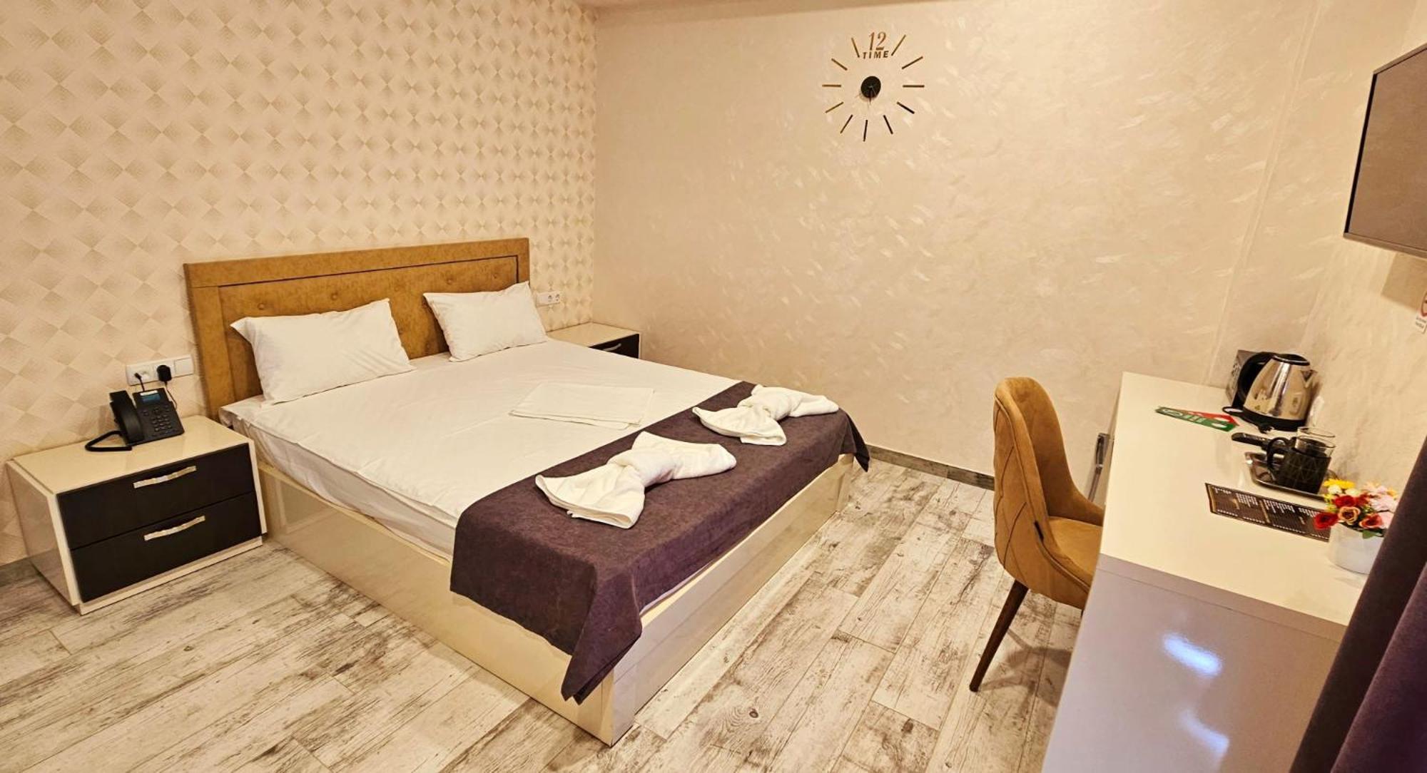 Double Room With Pool View