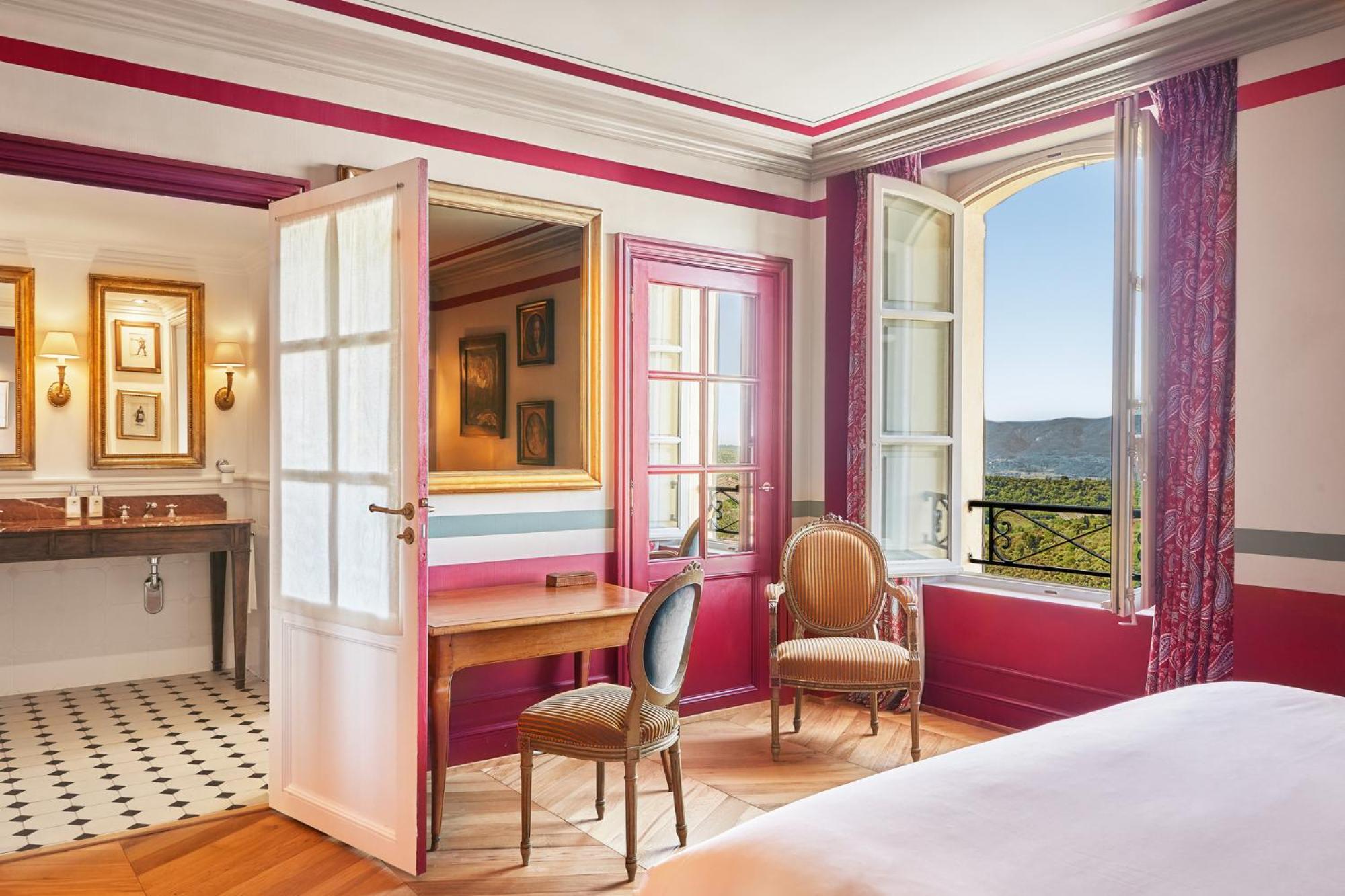 Chambre Supérieure Côté Vallée