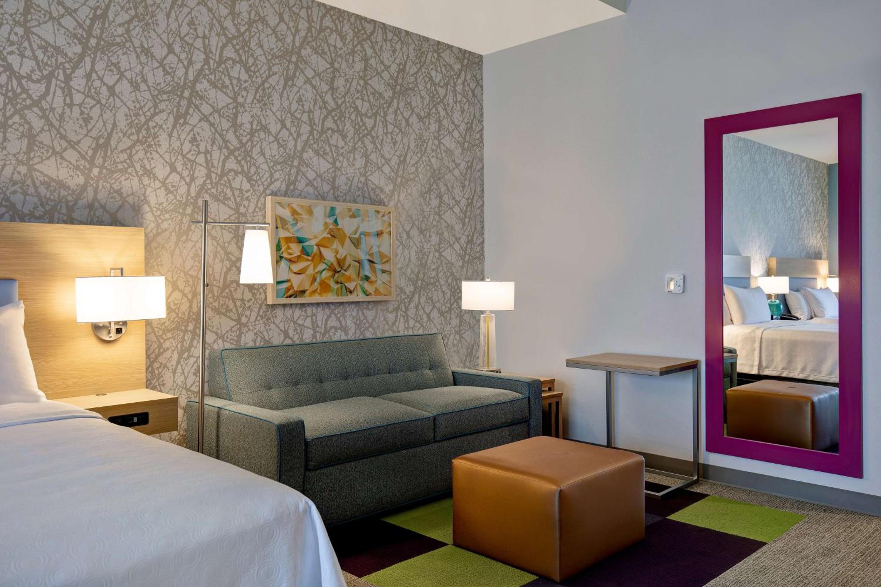 King Studio Suite - Mobility and Hearing Access/Non-Smoking - Photo 1