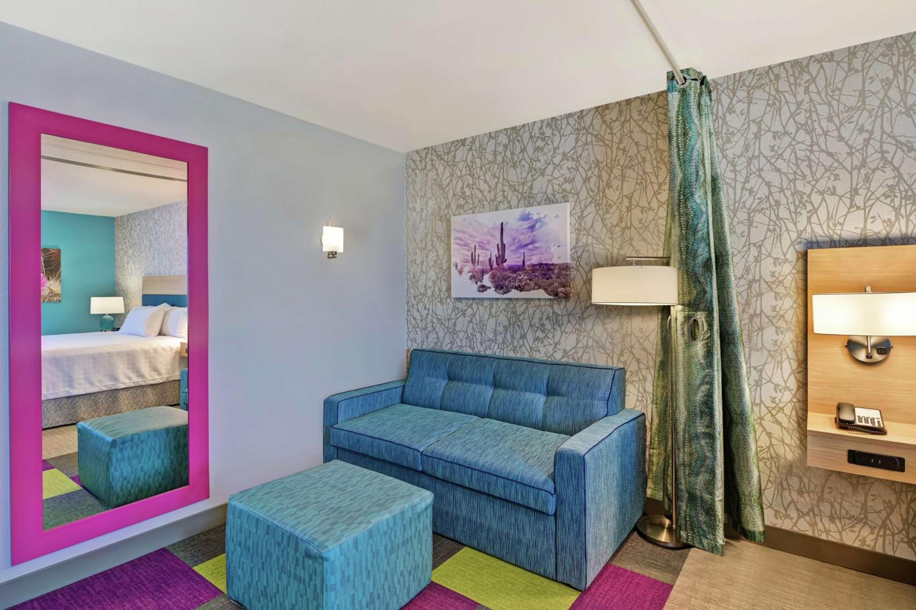 King Studio Suite - Non-Smoking - Photo 2