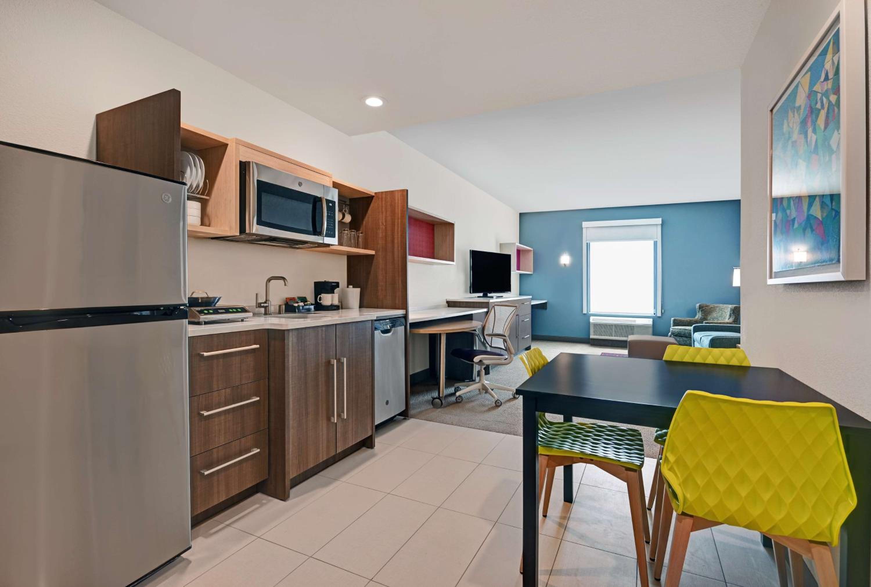 One-Bedroom King Suite - Non-Smoking - Photo 5