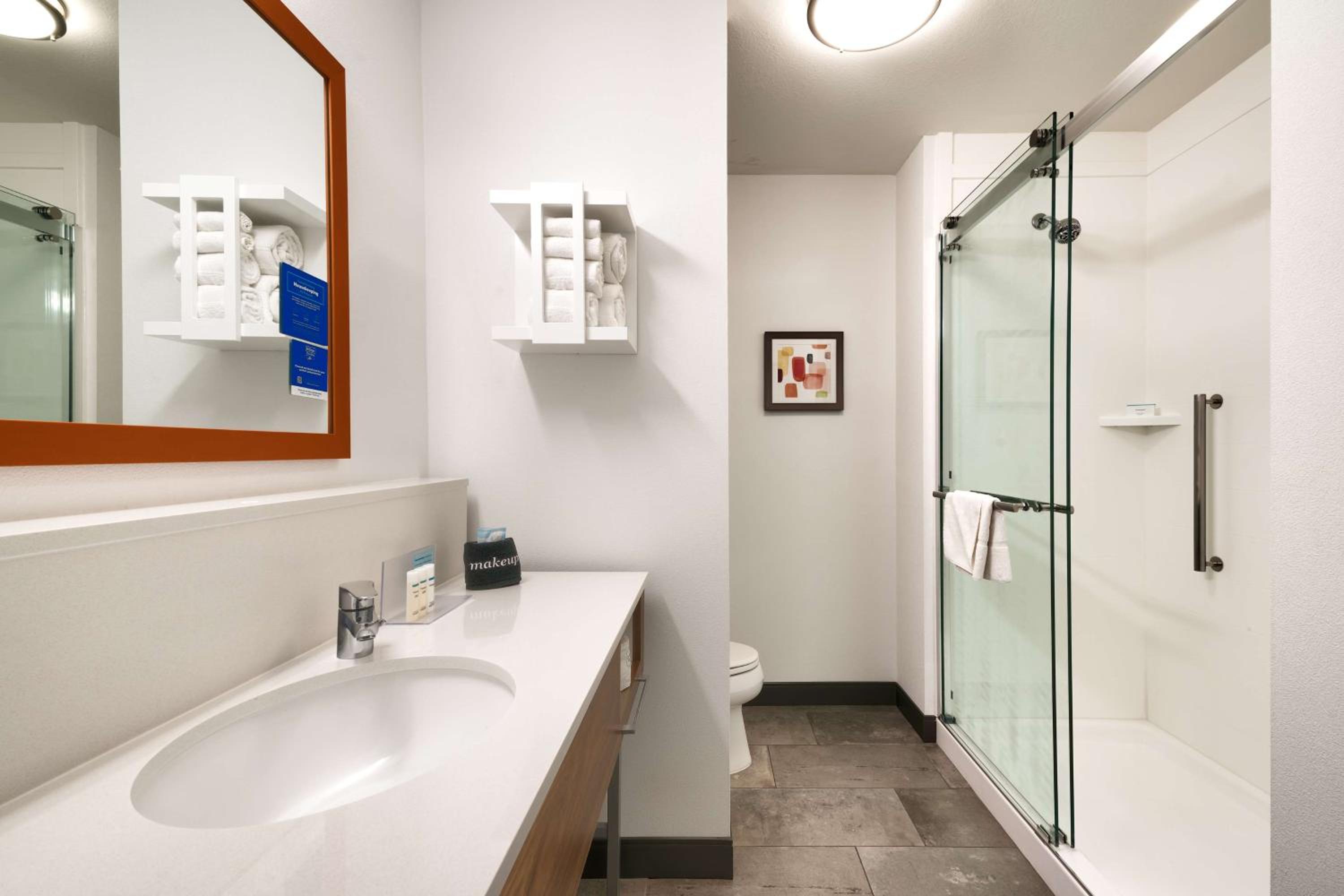 King Studio Suite - Non Smoking - Photo 5