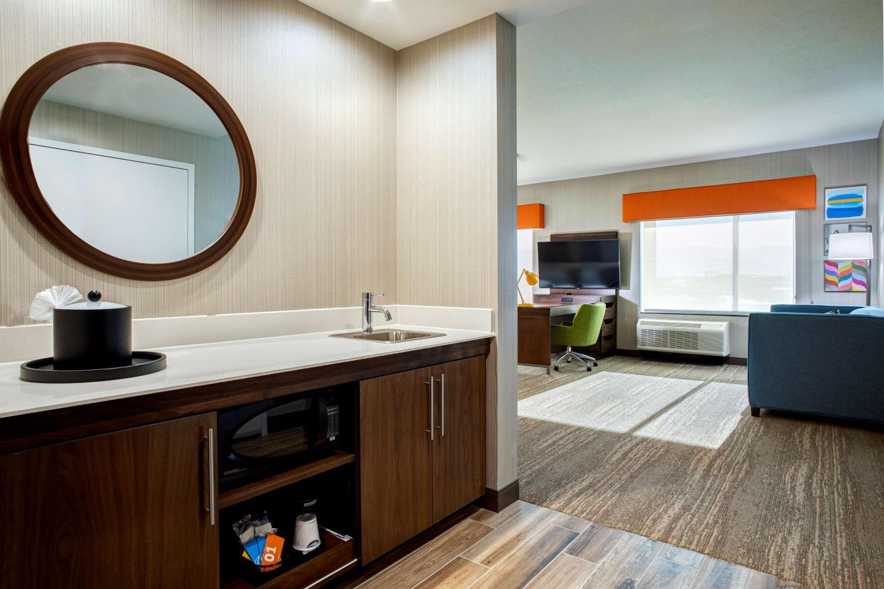 King Studio Suite - Non Smoking - Photo 2