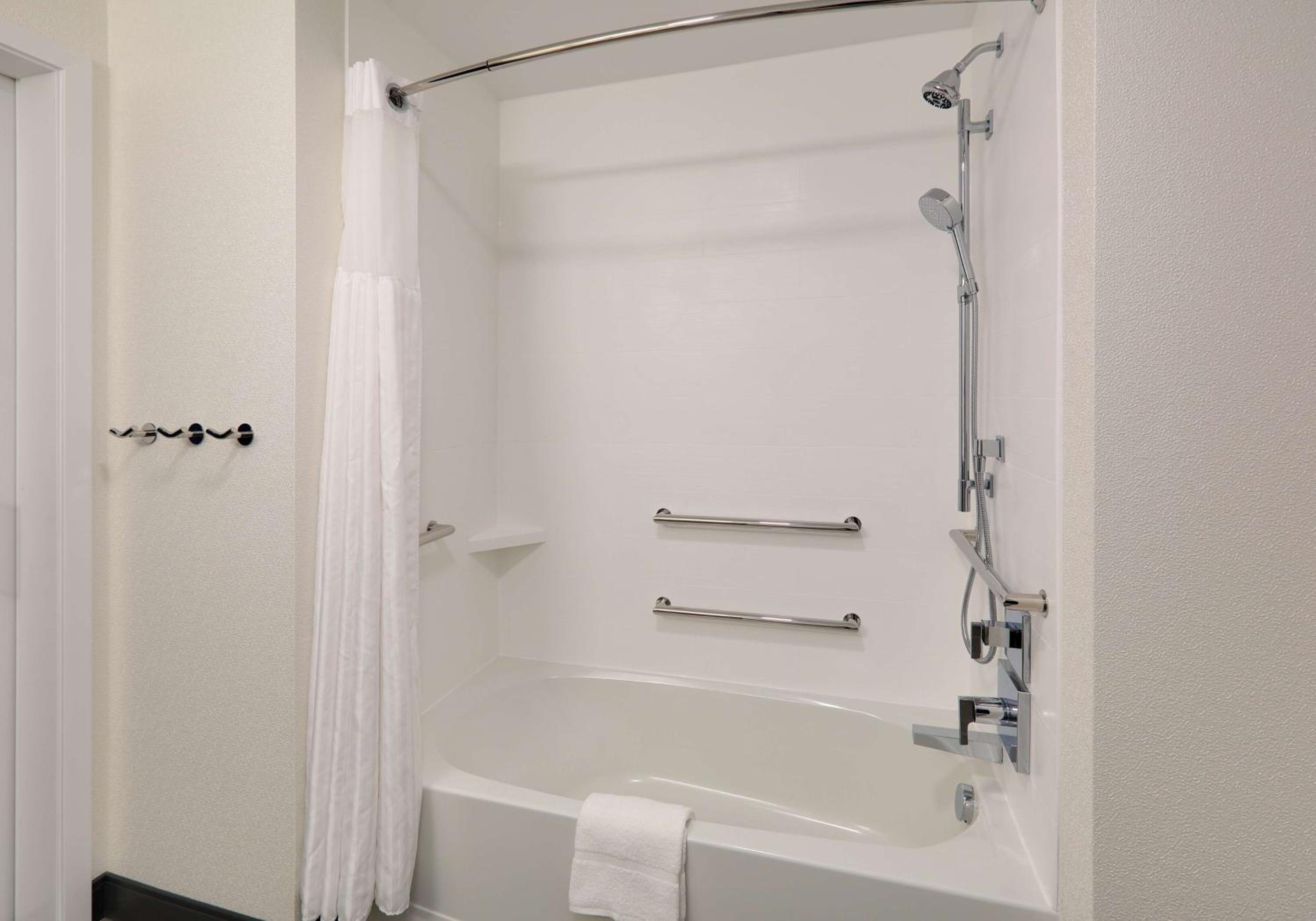 King Room - Mobility Access/Non-Smoking - Photo 3