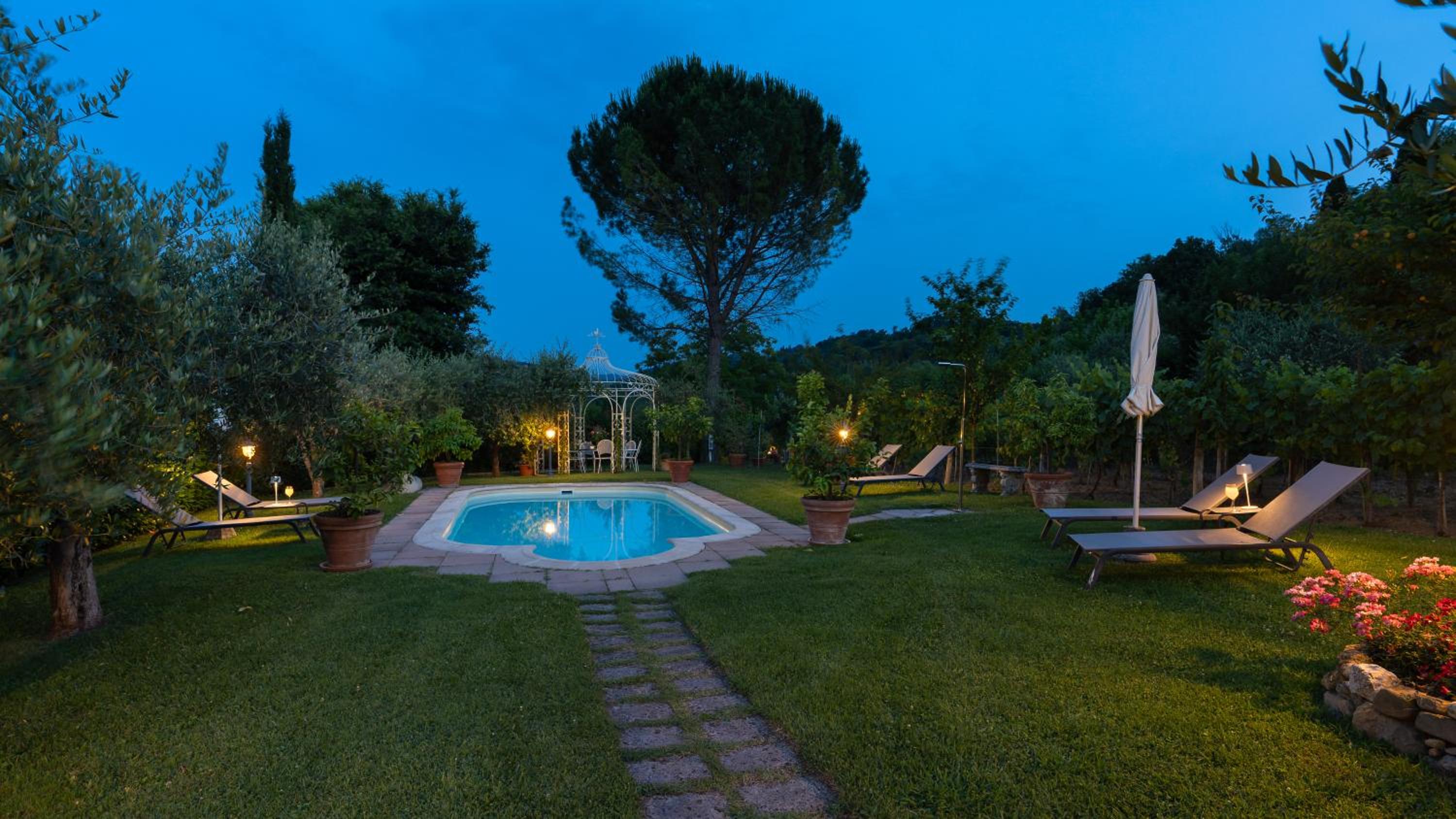 Three-Bedroom Villa photo 3