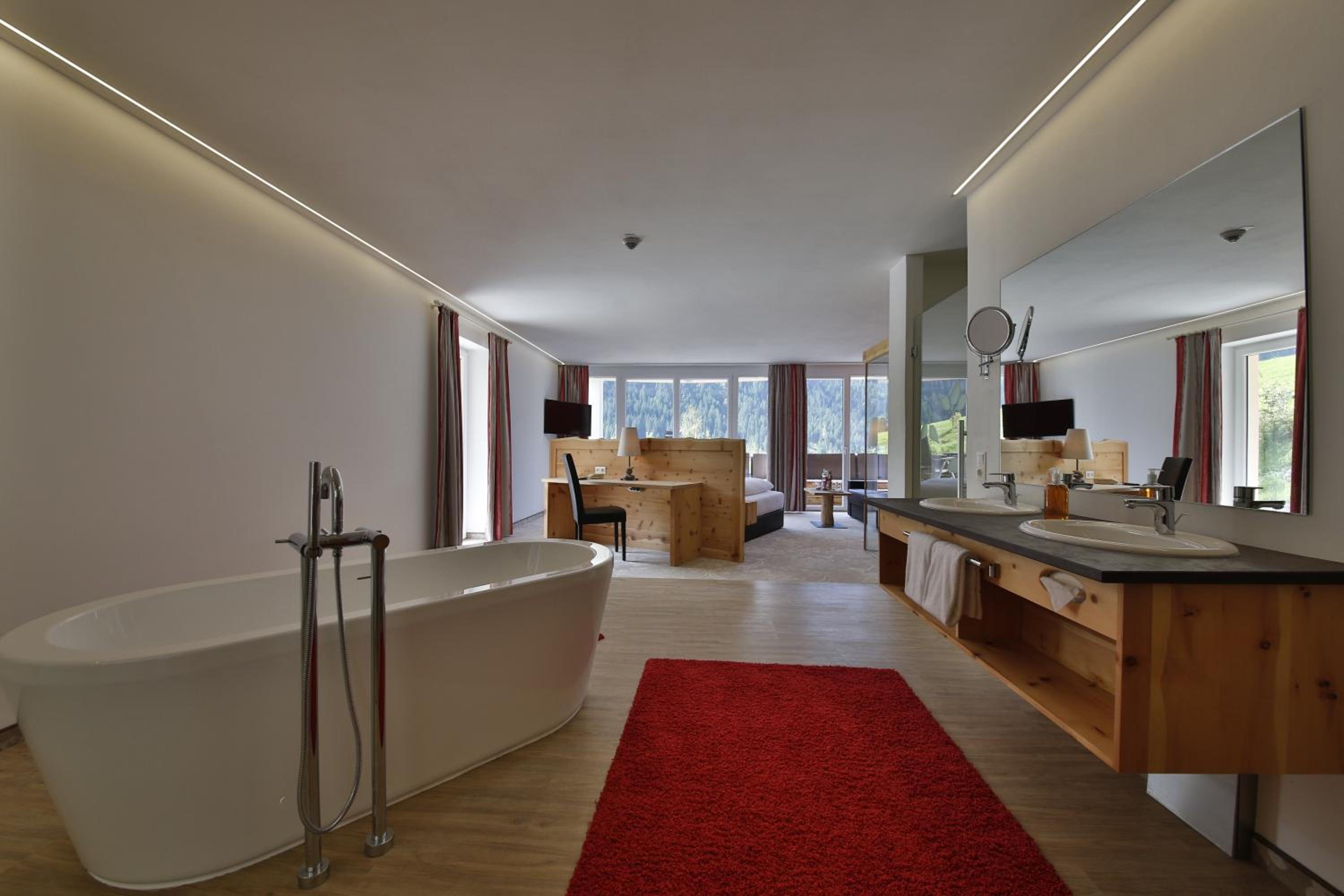 Tower Suite photo 1