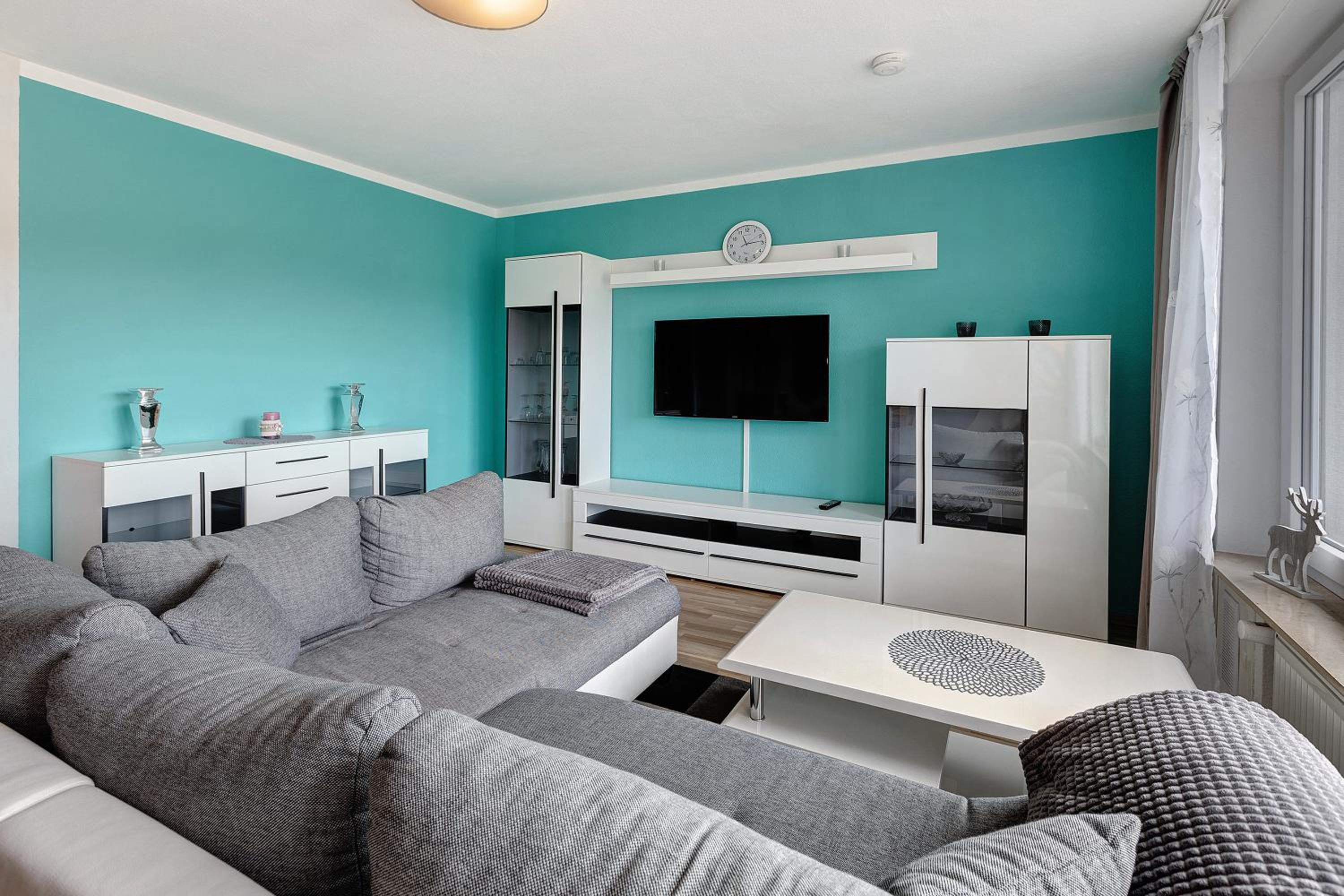 Two-Bedroom Deluxe Apartment with Garden View