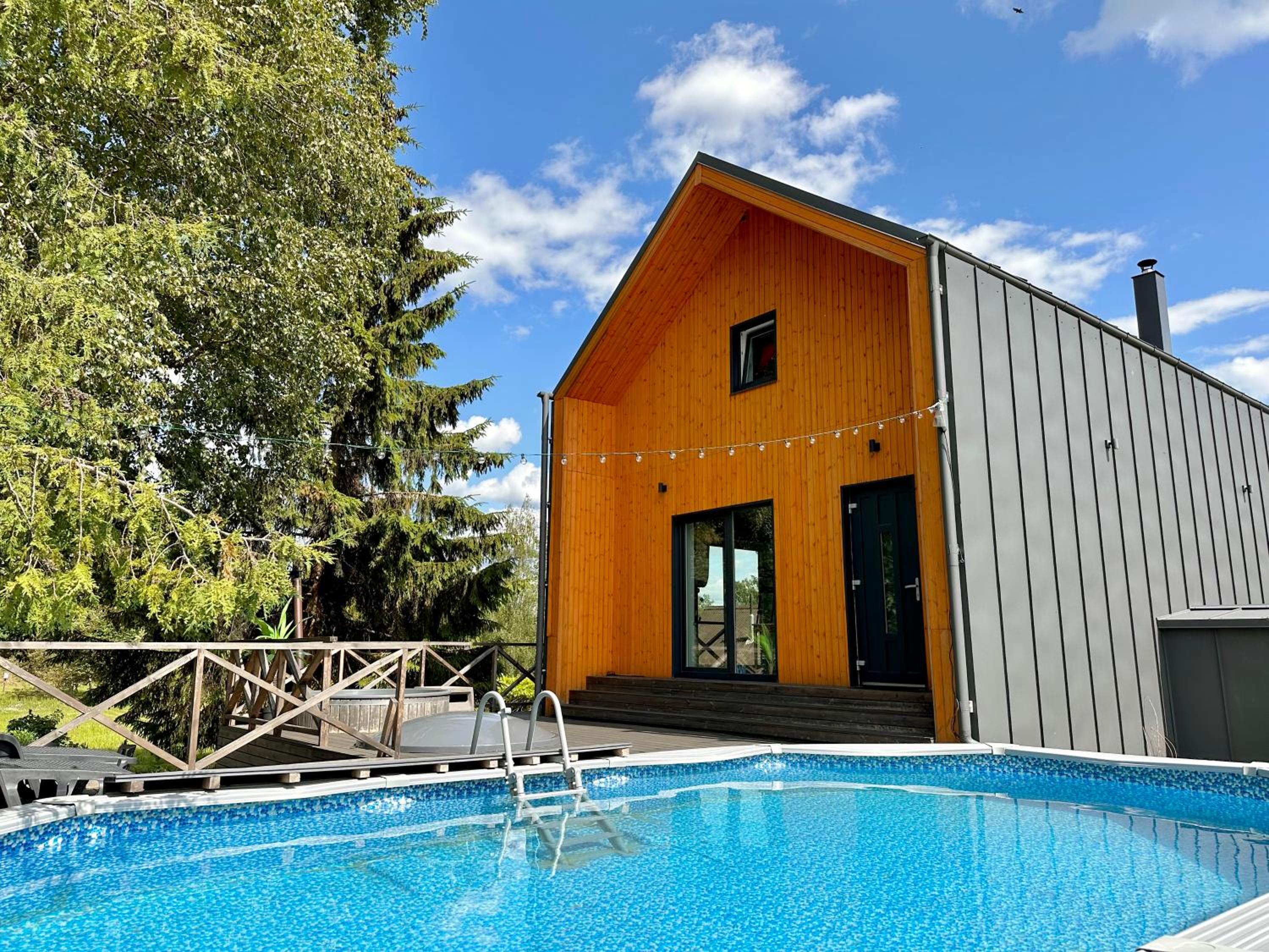 Four-Bedroom House photo 1