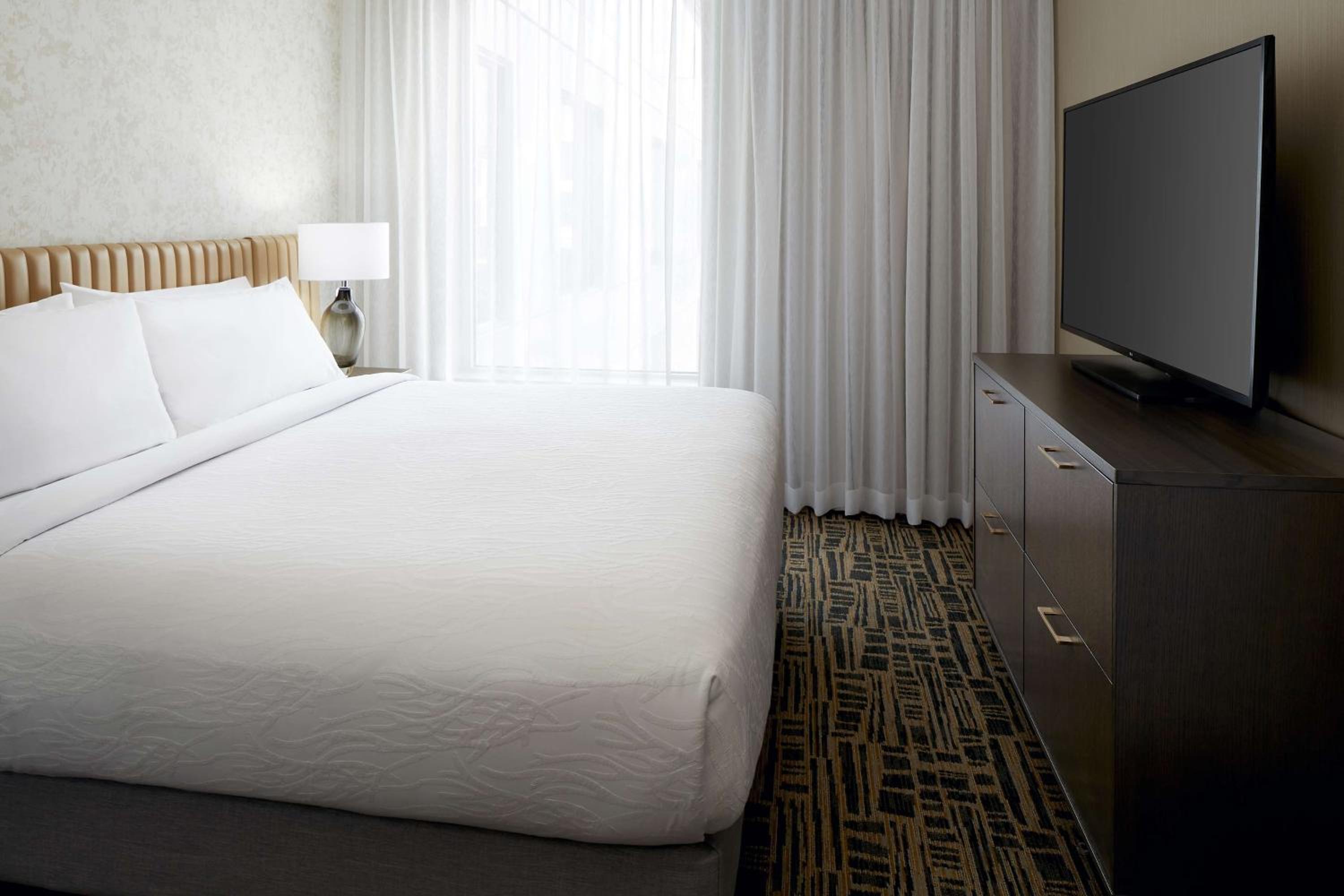 Two-Bedroom Suite - Non-Smoking - Photo 2