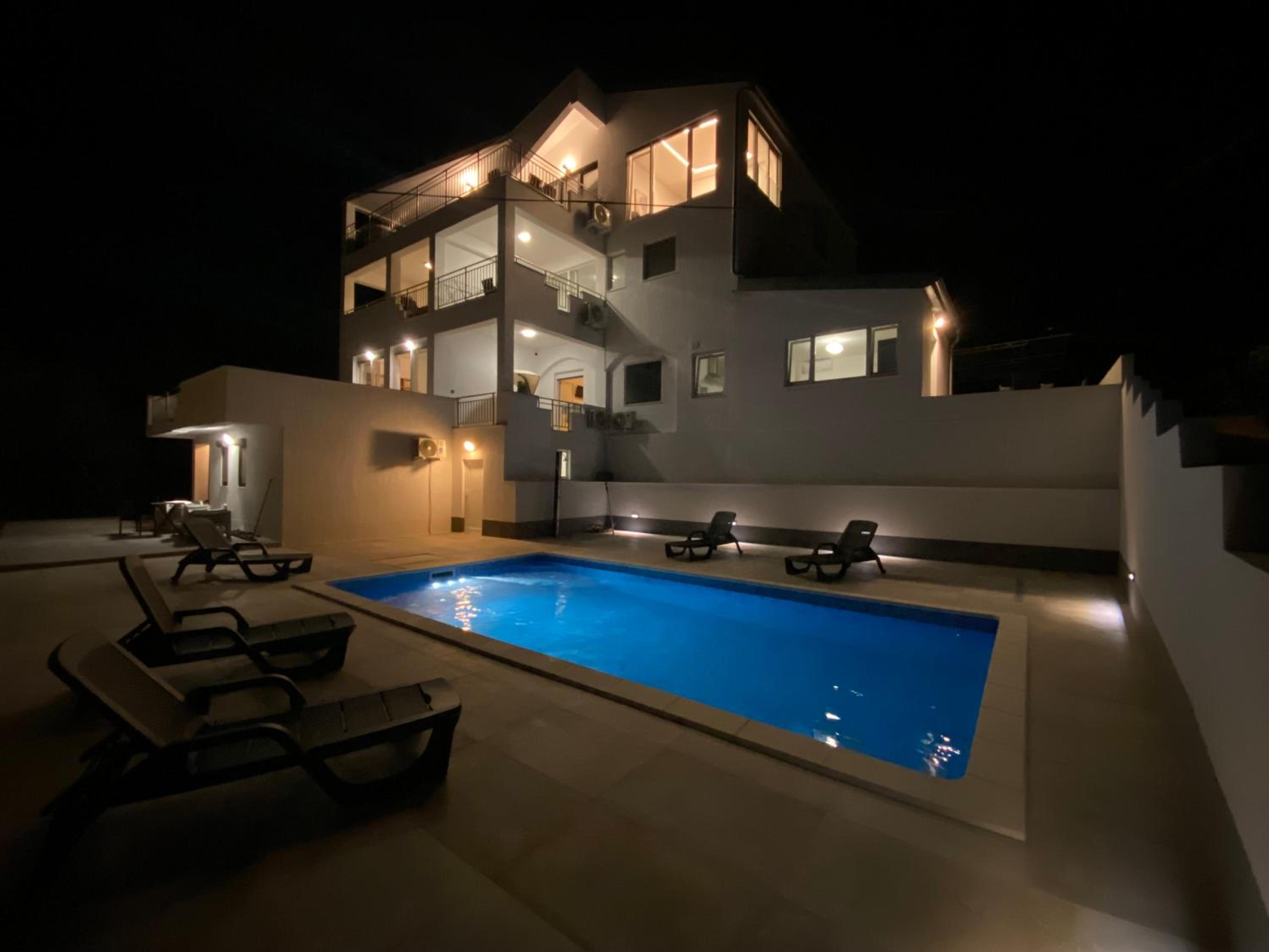 Apartment with Sea View photo 2