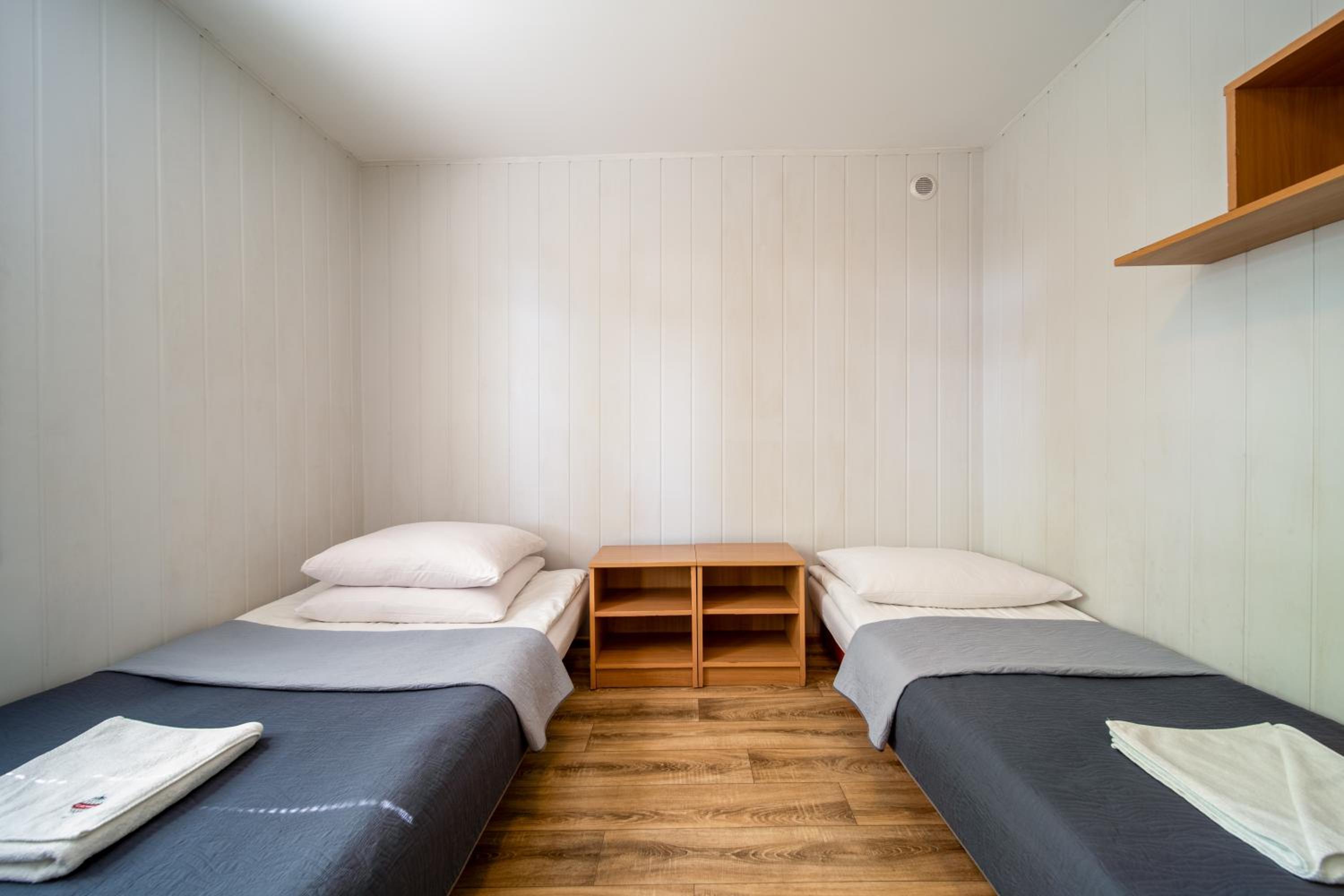 Quadruple Room with Private Bathroom photo 2