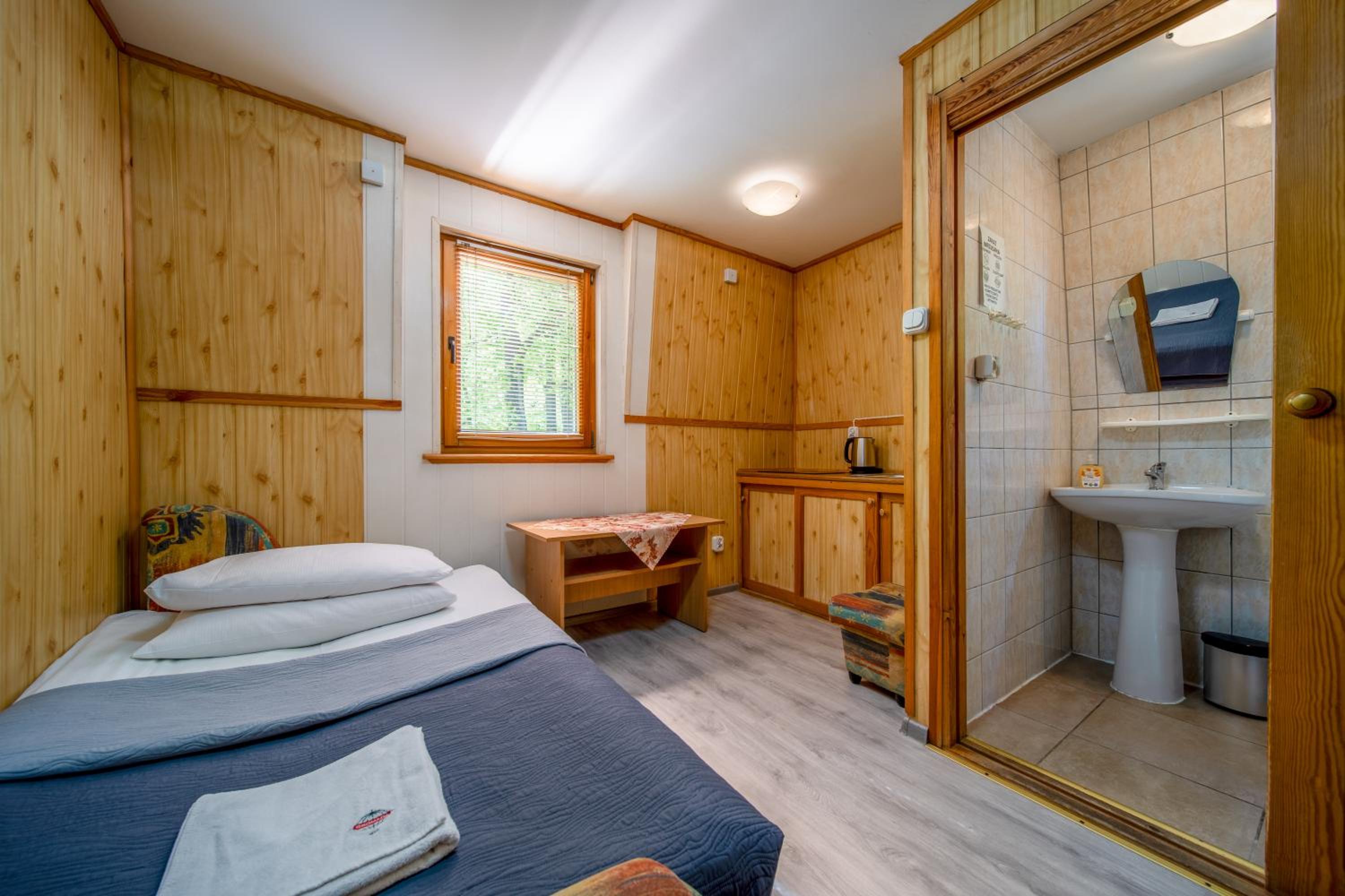 Triple Room with Private Bathroom photo 1