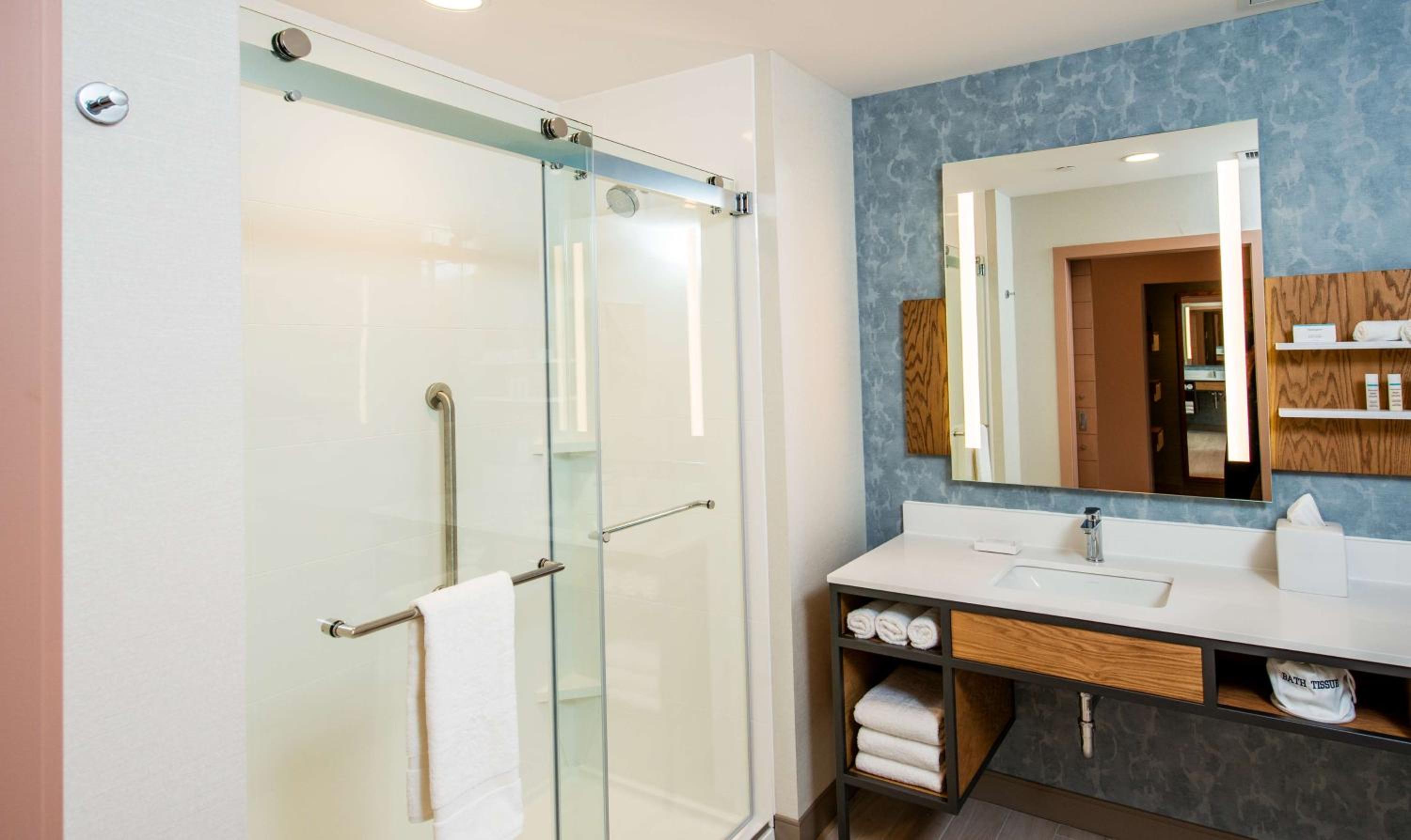 Junior King Suite - Photo 5