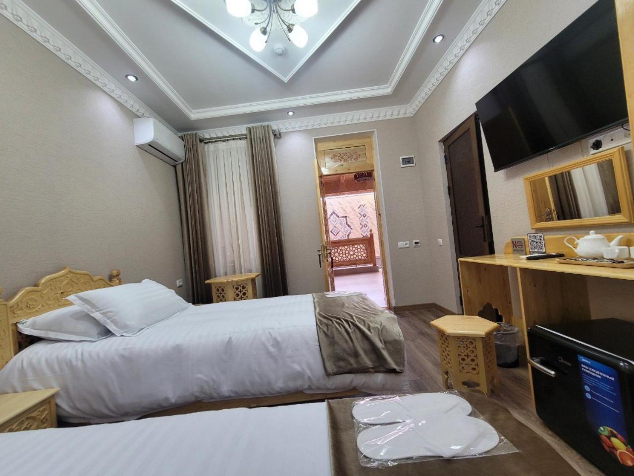 Twin Room with Shower