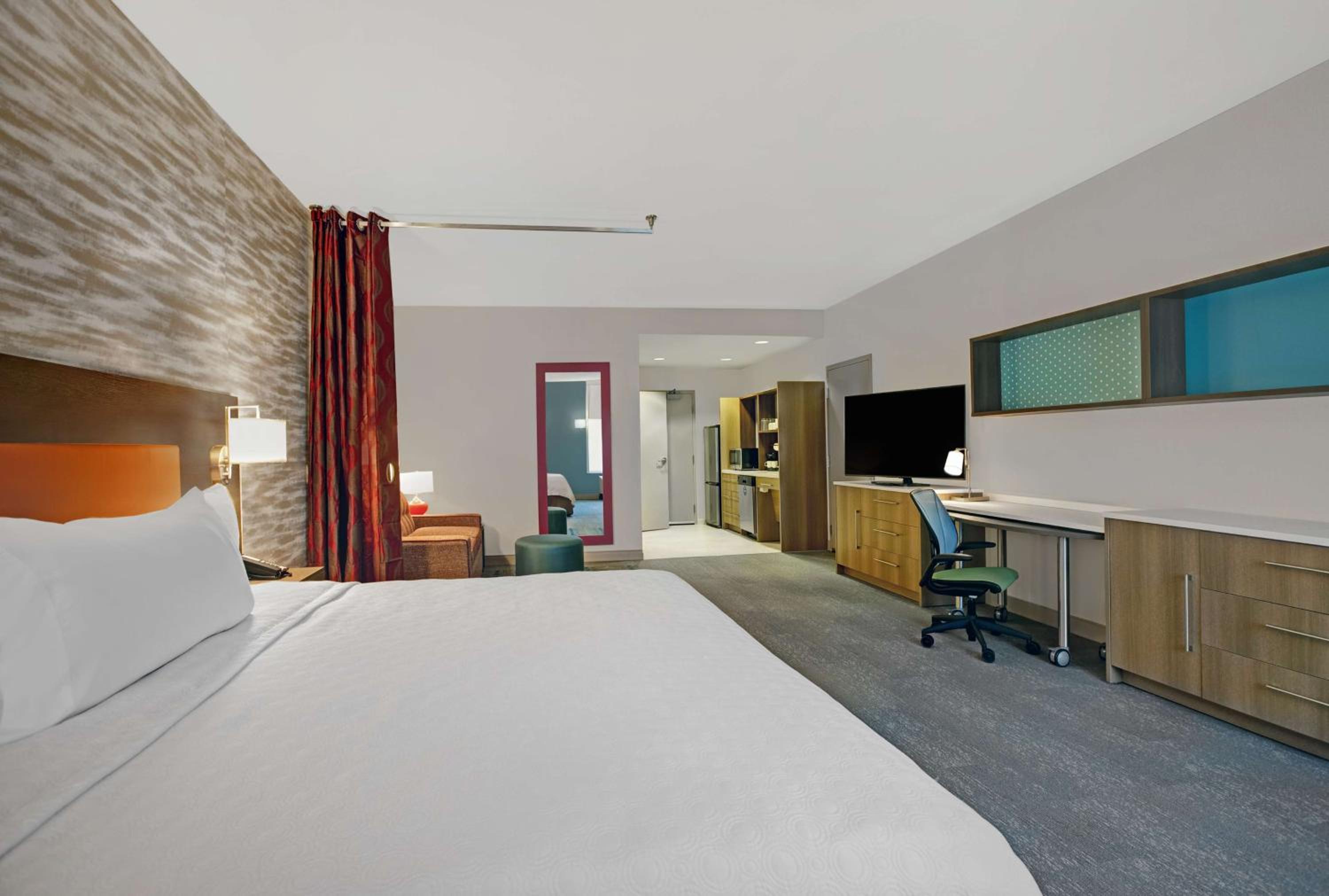 King Studio Suite - Mobility Access/Non-Smoking - Photo 3