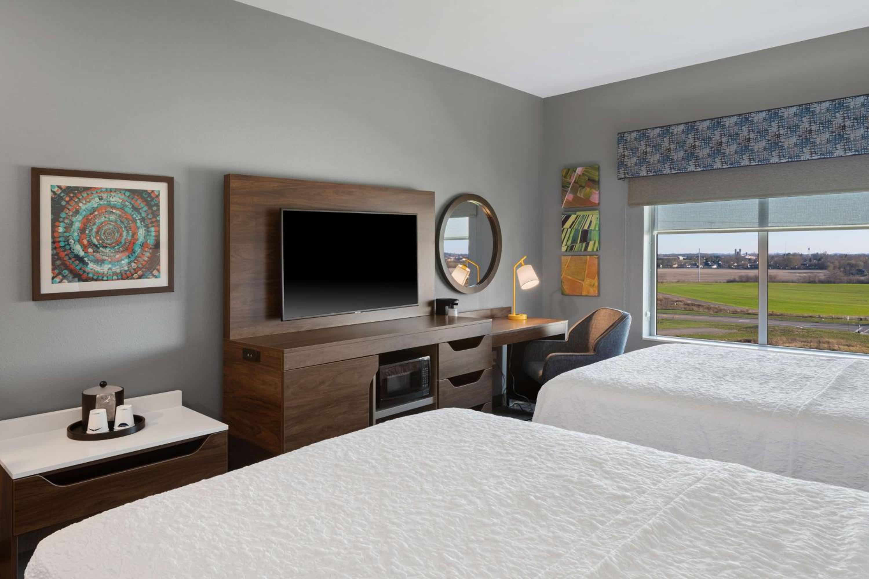 Queen Room with Two Queen Beds - Photo 1