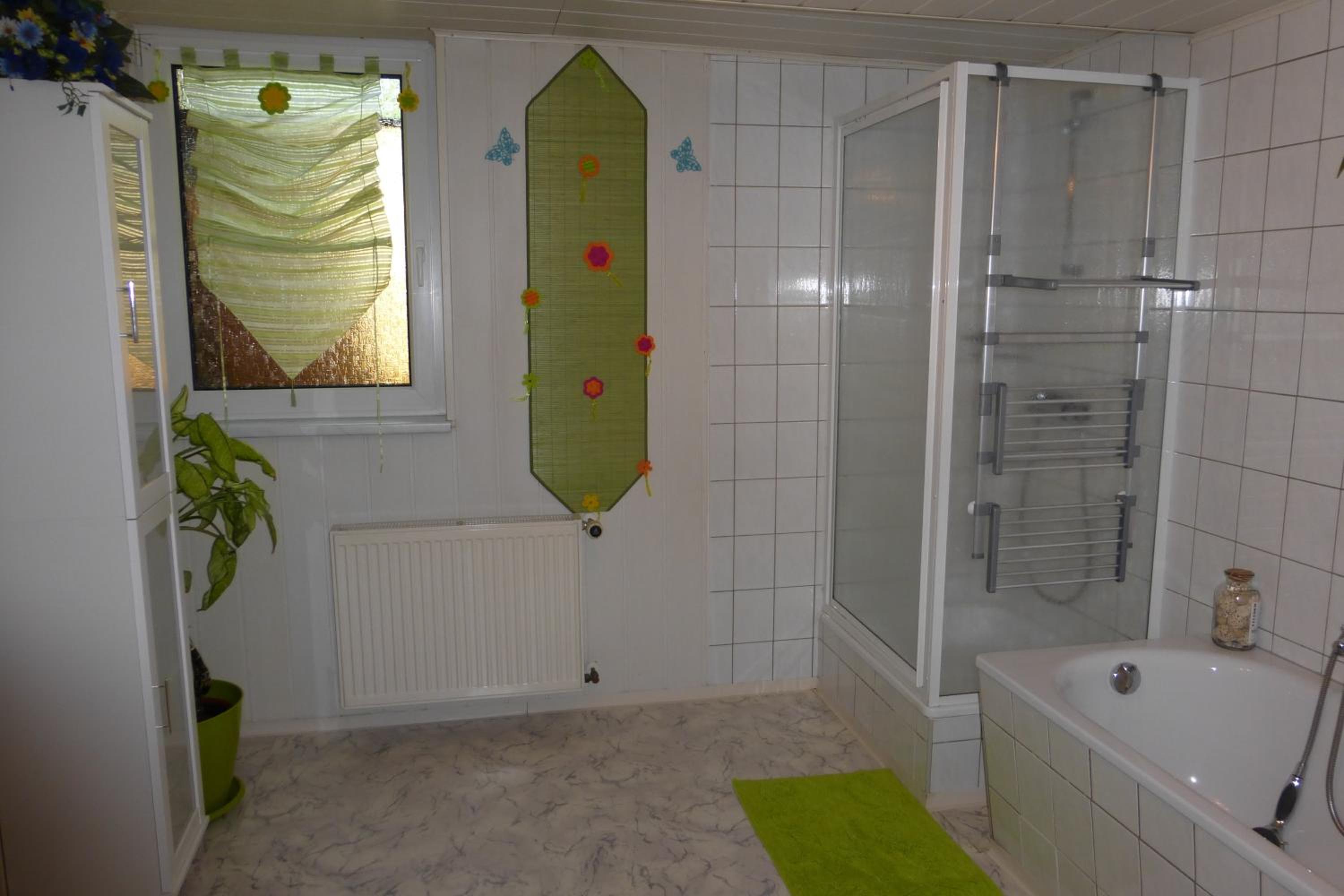 Standard Three-Bedroom Apartment photo 2