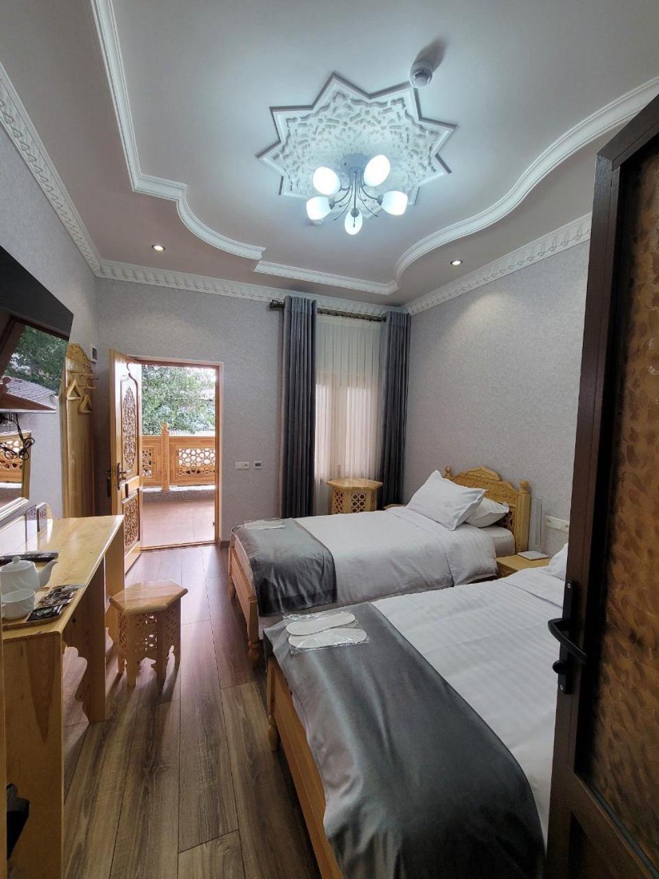 Twin Room with Shower