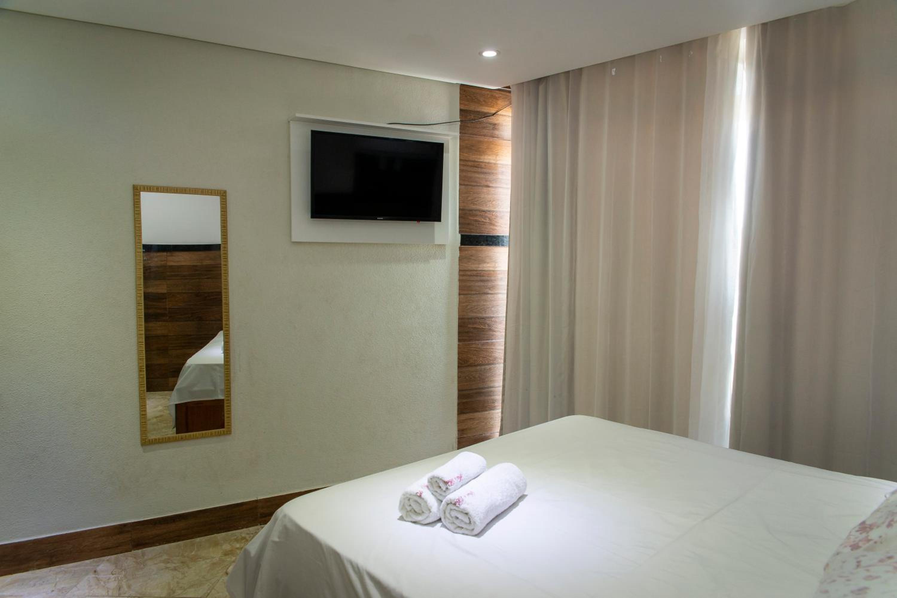 Superior Triple Room with Sea View - Photo 8