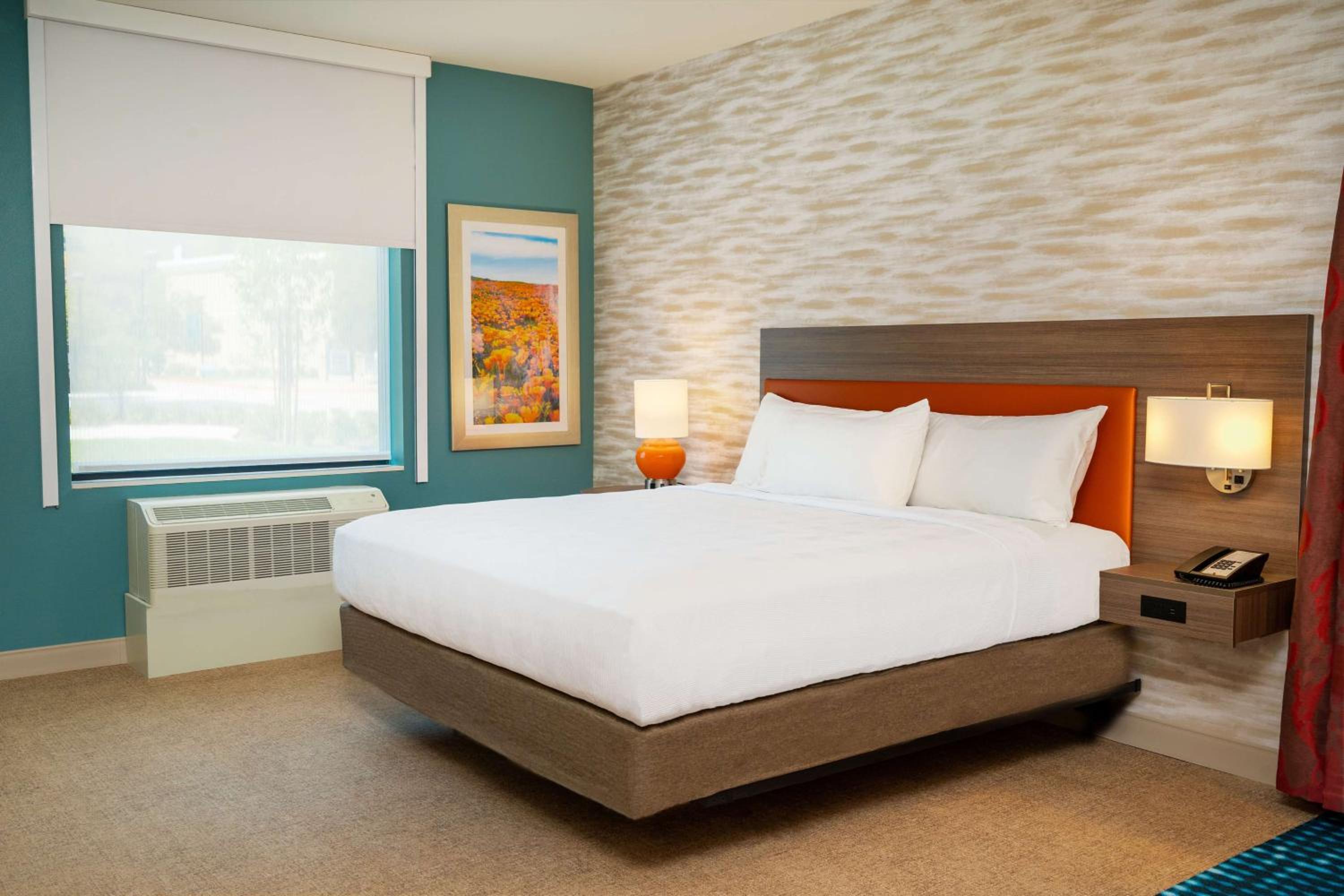 King Studio Suite - Hearing Access/Non-Smoking - Photo 5