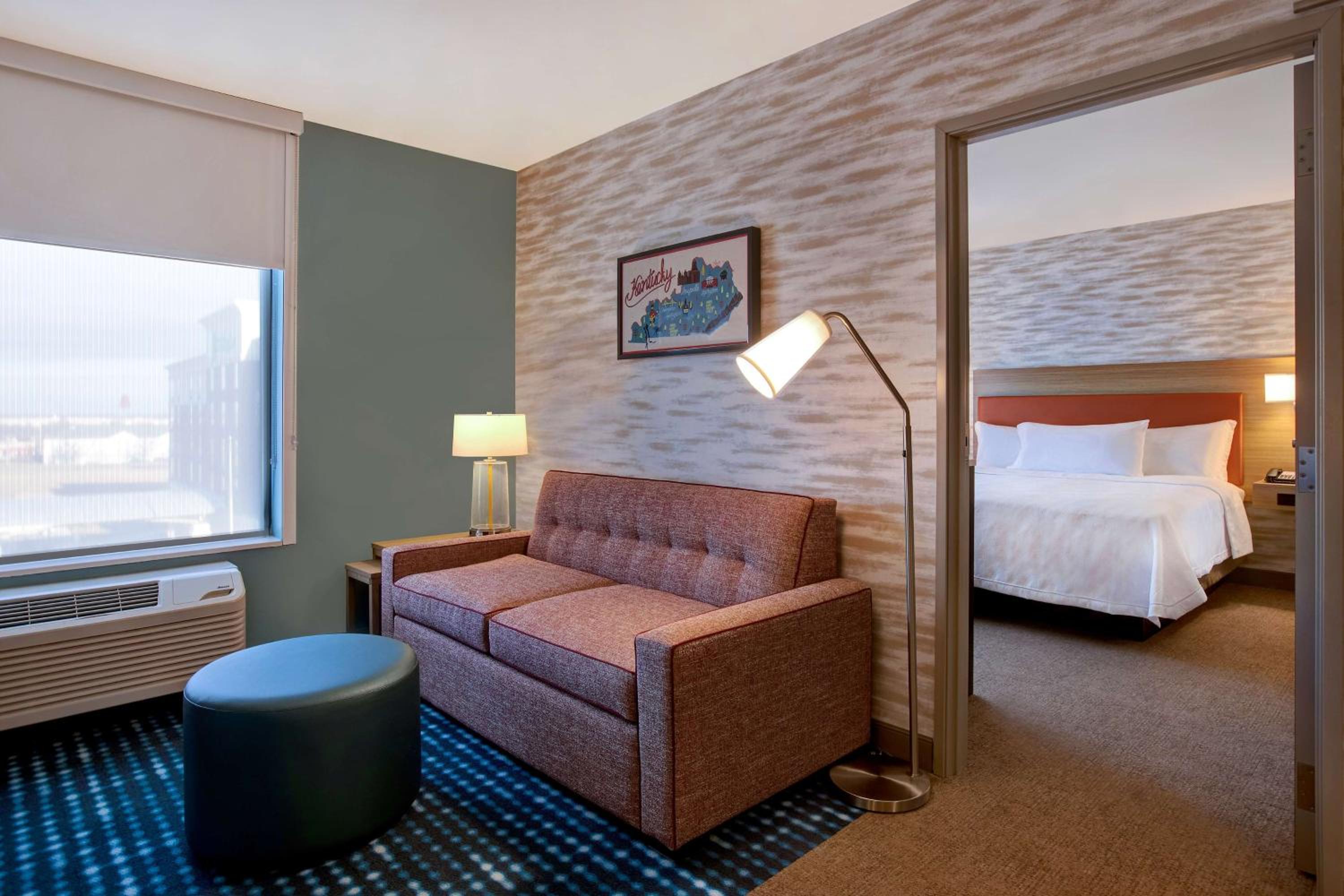 One-Bedroom King Suite - Non-Smoking - Photo 1