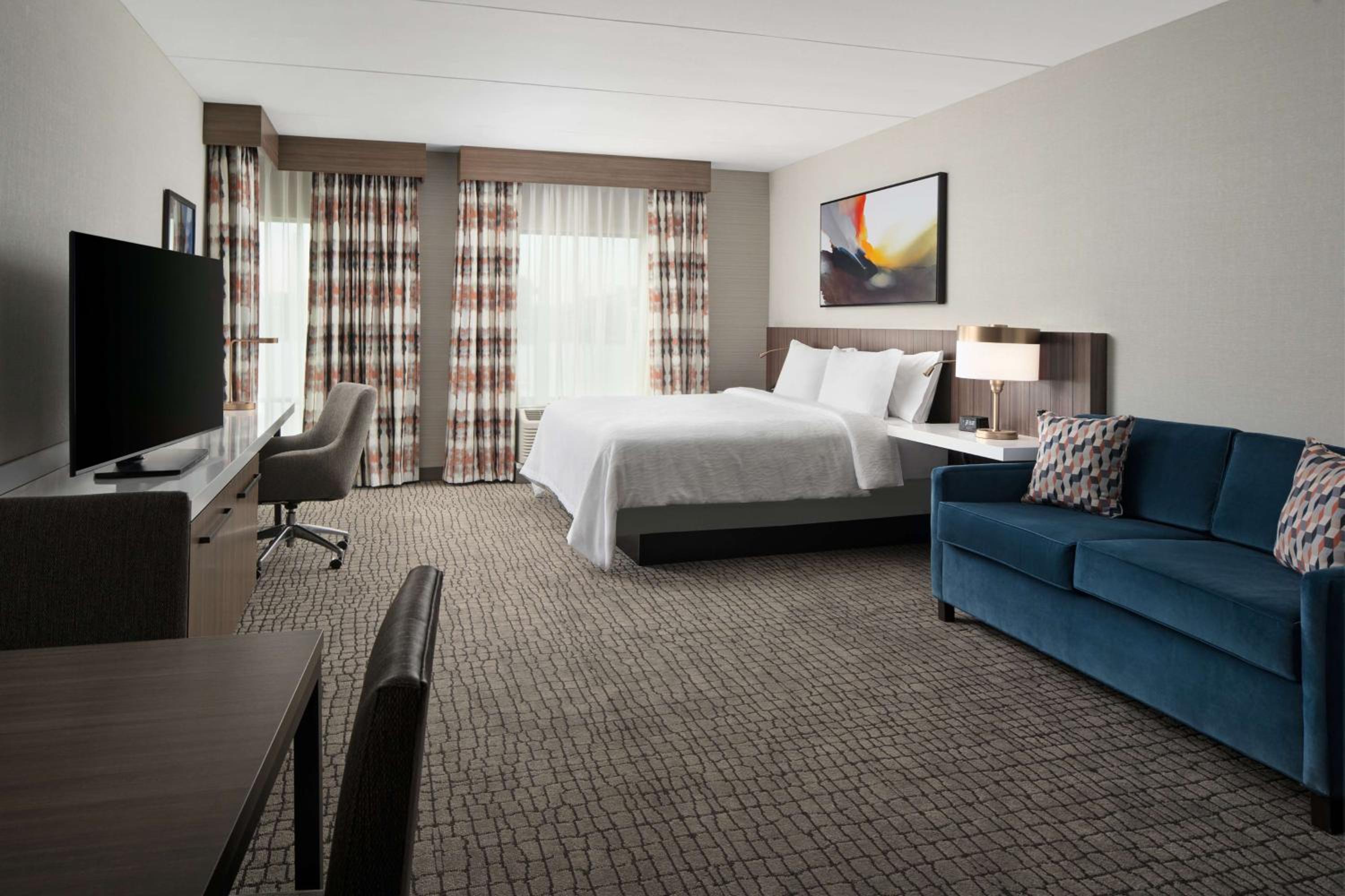 King Room with Kitchenette - Photo 2