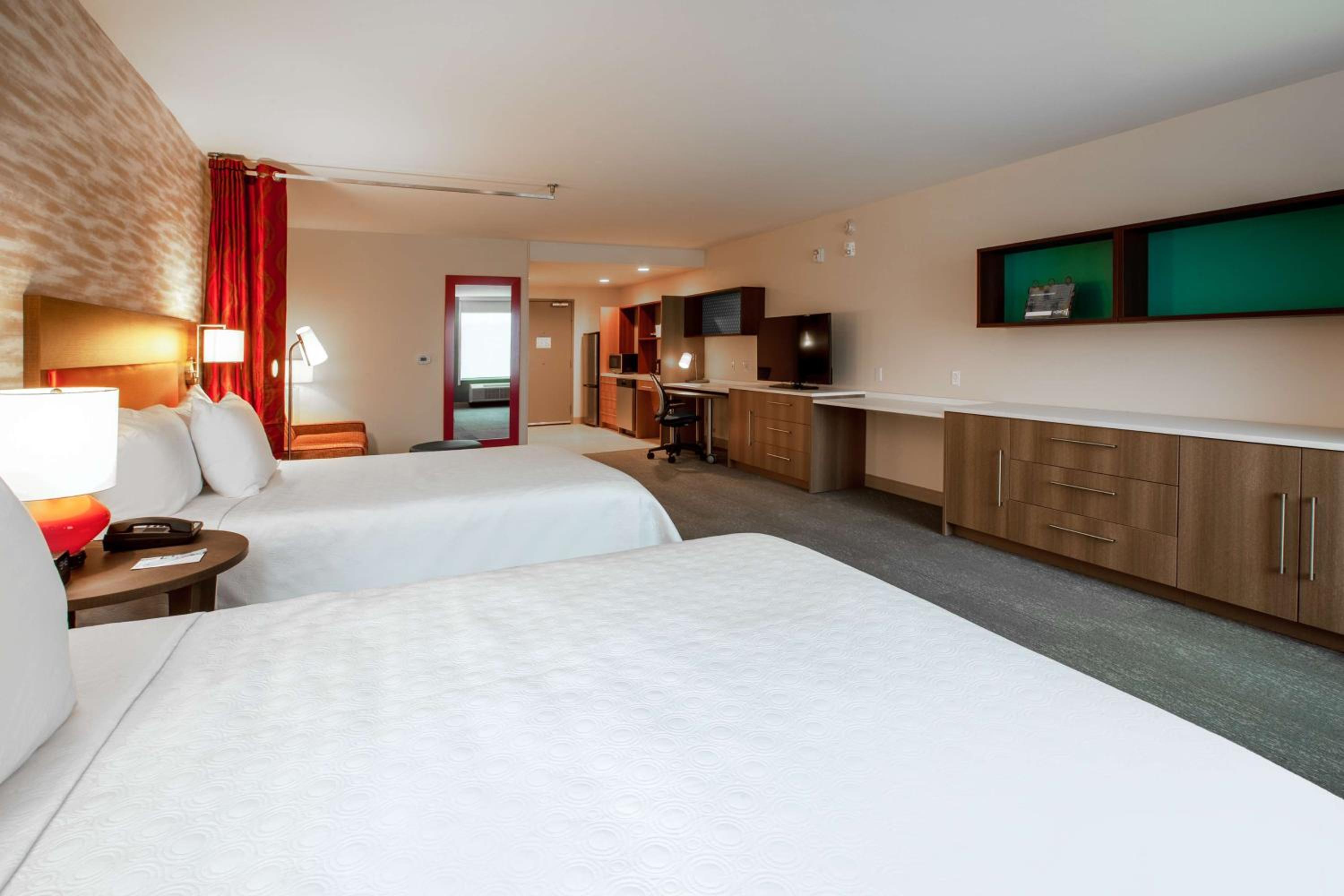 Studio Suite with Two Queen Beds - Hearing Access/Non-Smoking - Photo 4