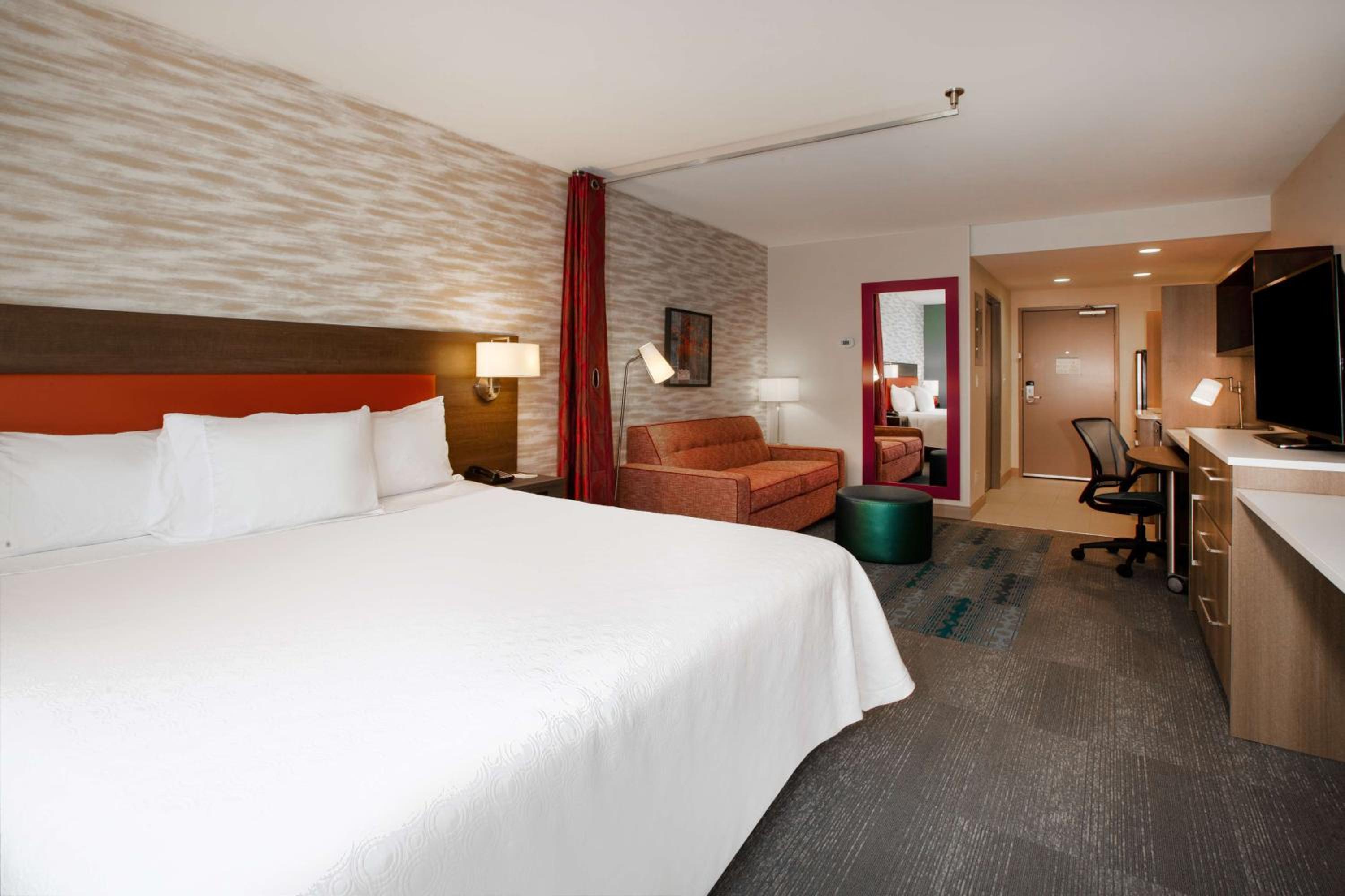 King Studio Suite - Non-Smoking - Photo 2
