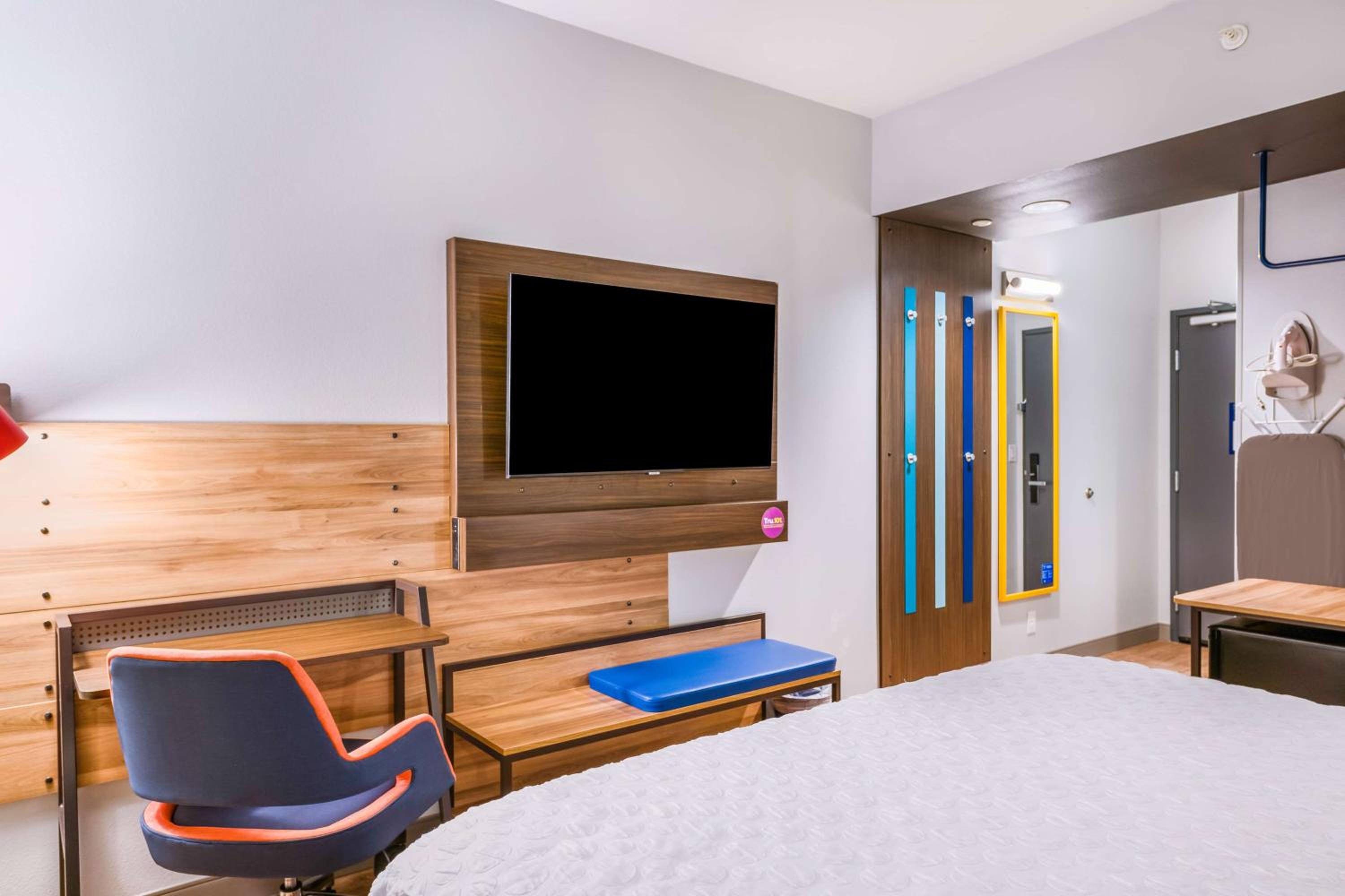King Room - Hearing Access - Photo 2