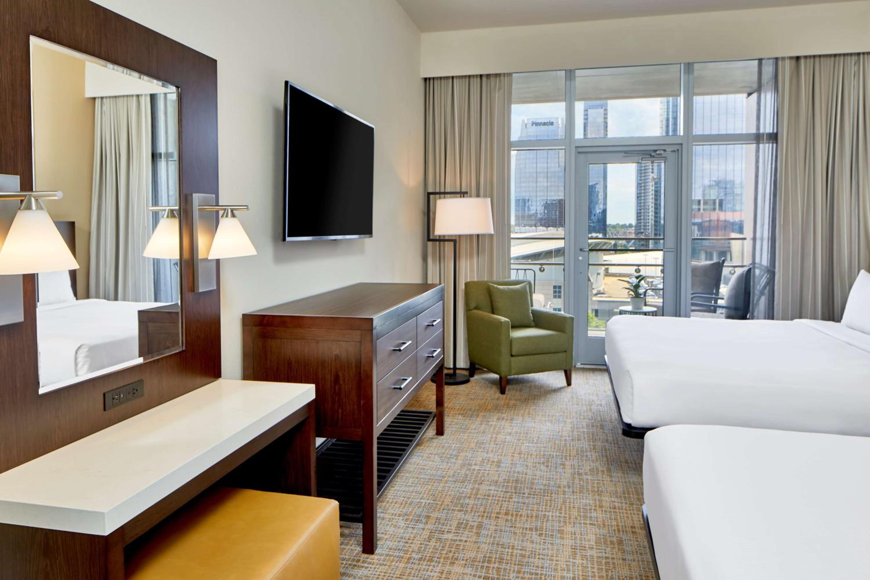Two-Room King Suite with Two King Beds and Balcony - Photo 5