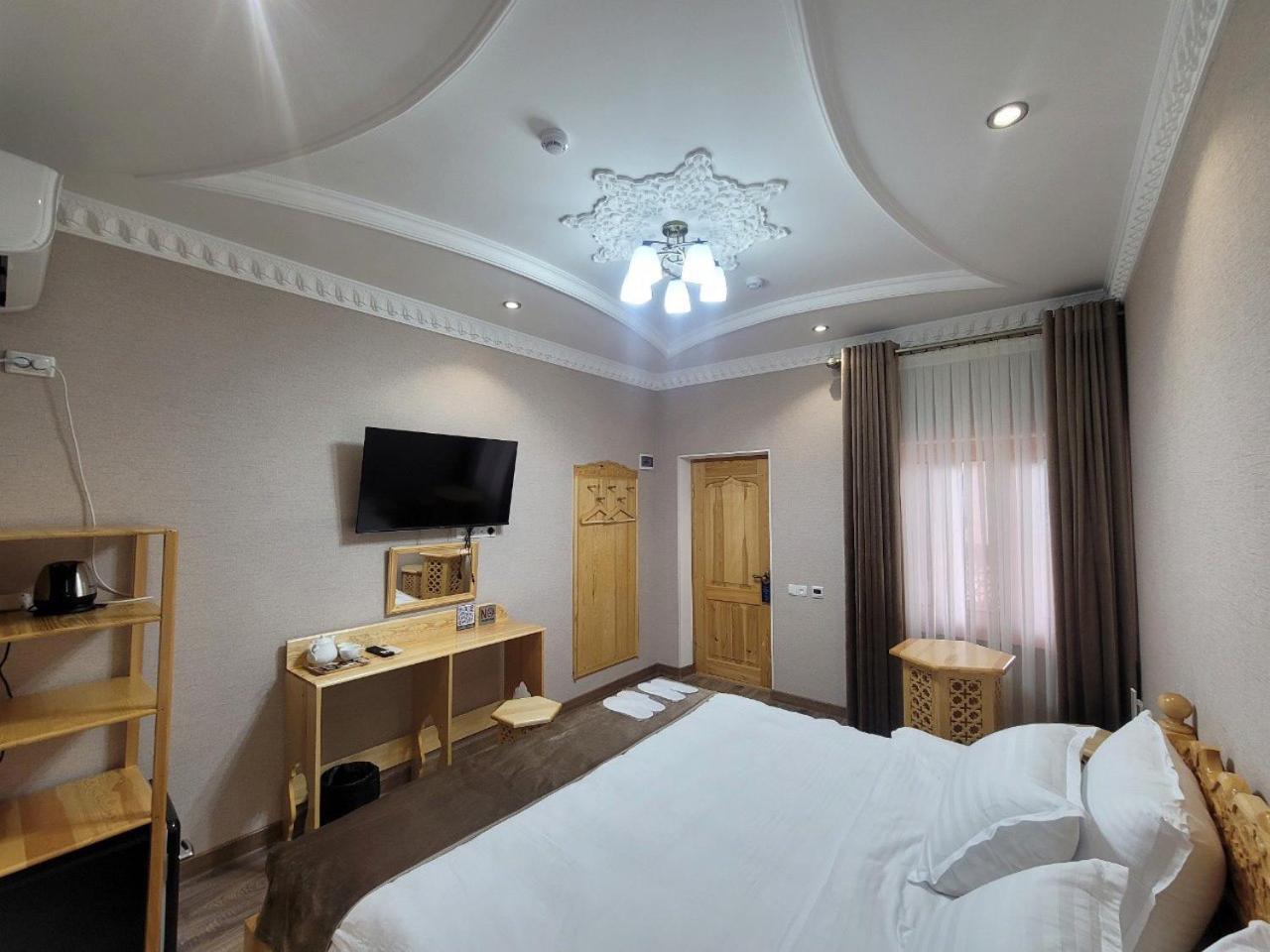Deluxe Double Room with Shower