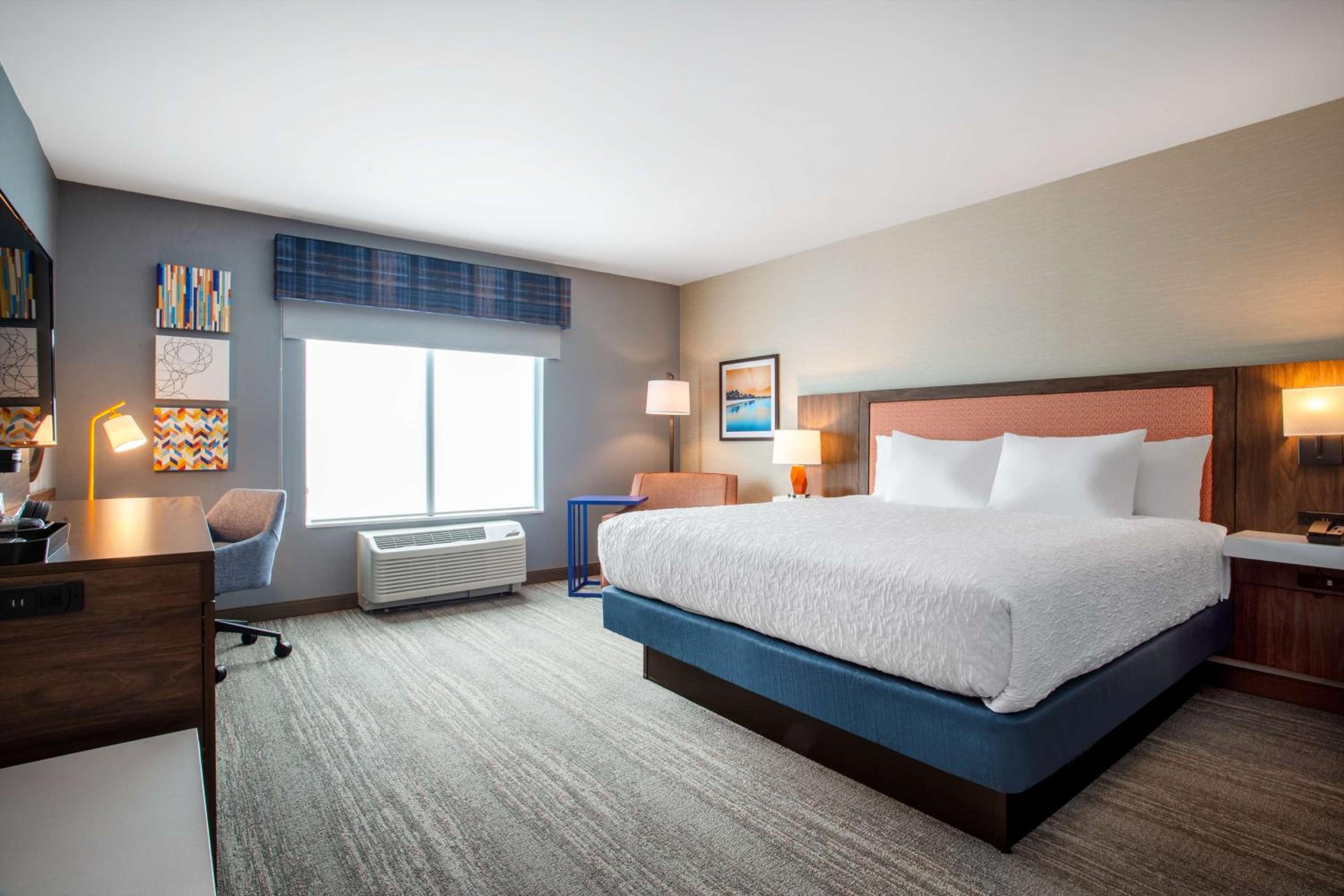 King Room - Hearing Access/Non-Smoking - Photo 1
