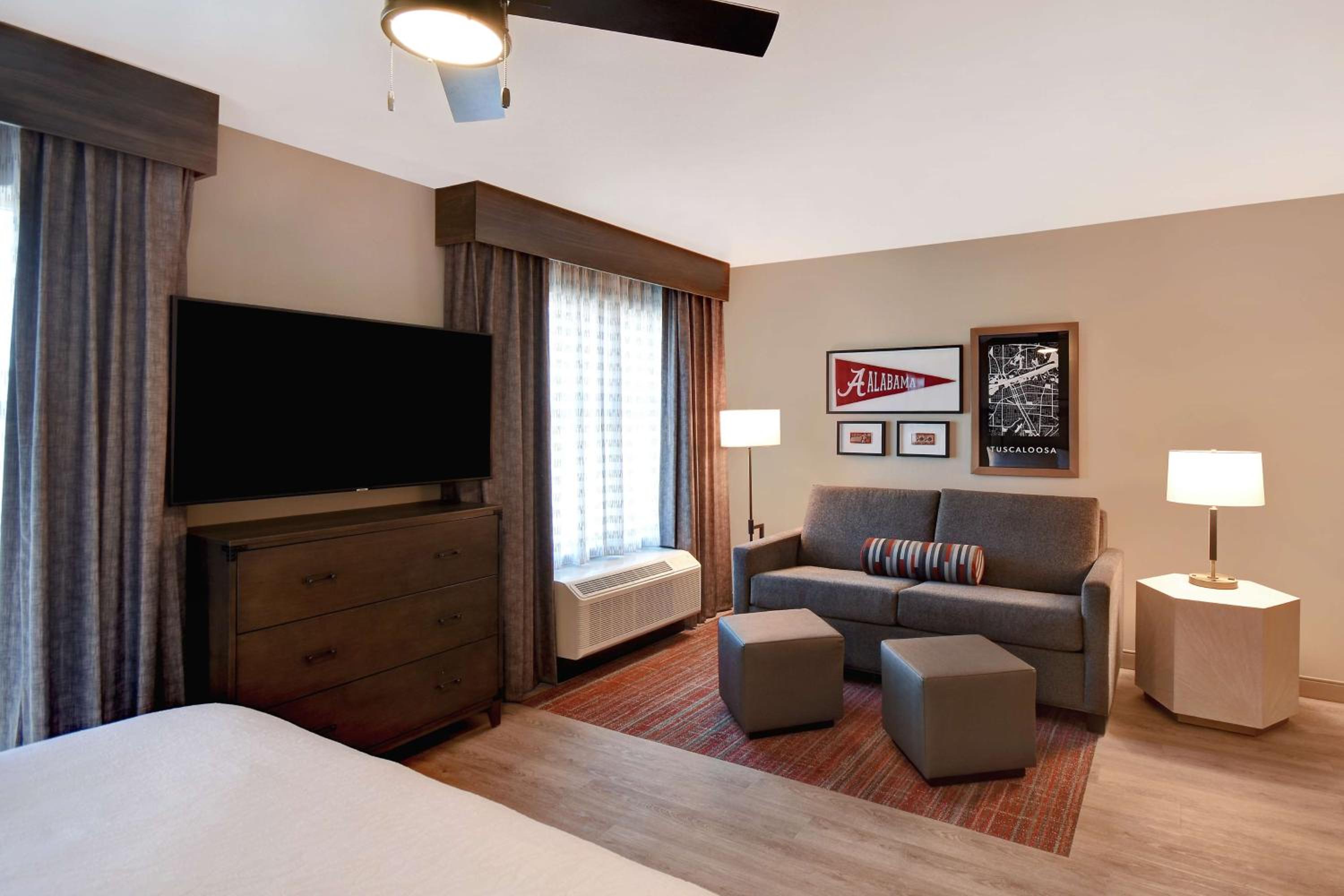 King Studio Suite - Non-Smoking - Photo 4
