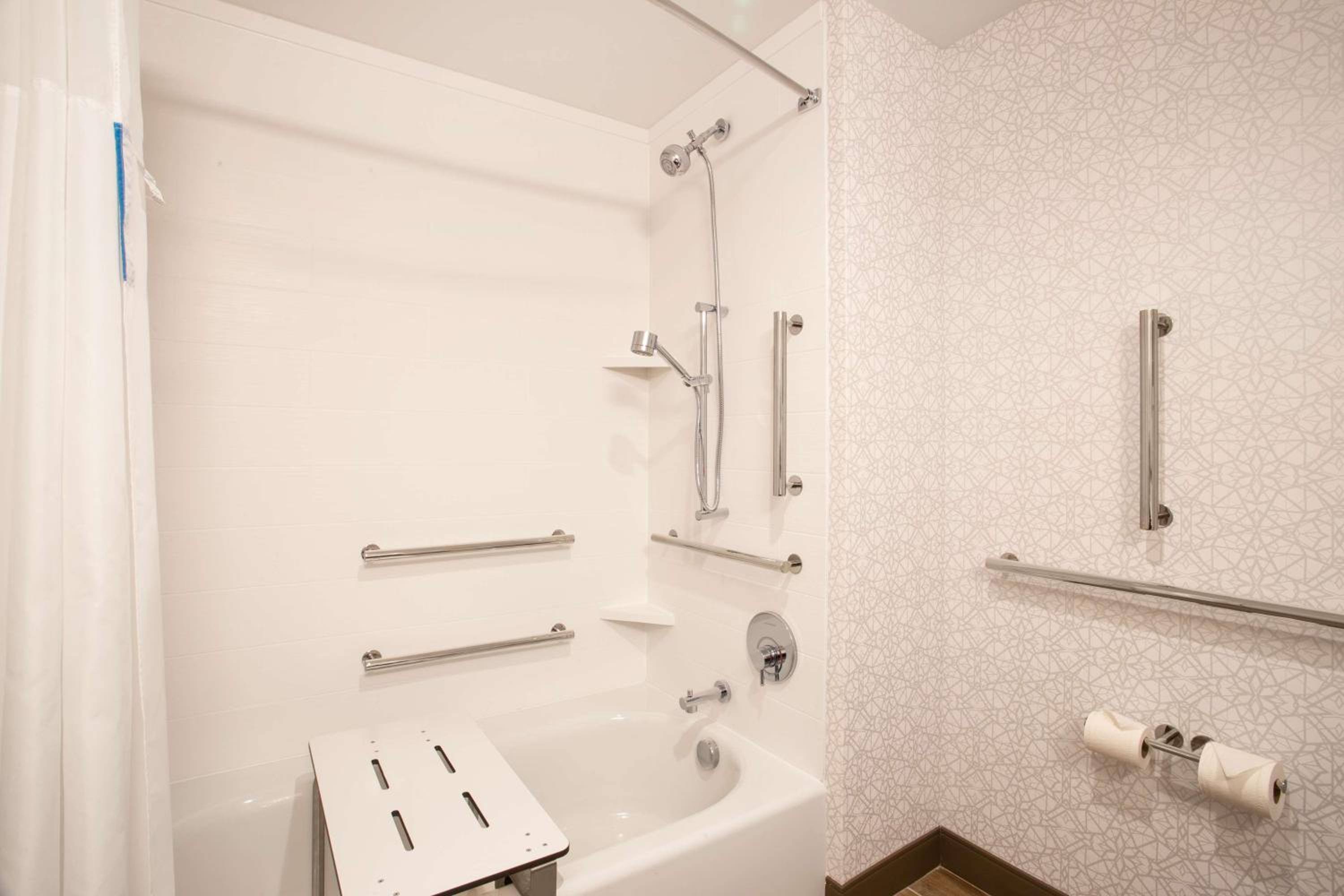 King Room - Mobility Access/Non-Smoking - Photo 3
