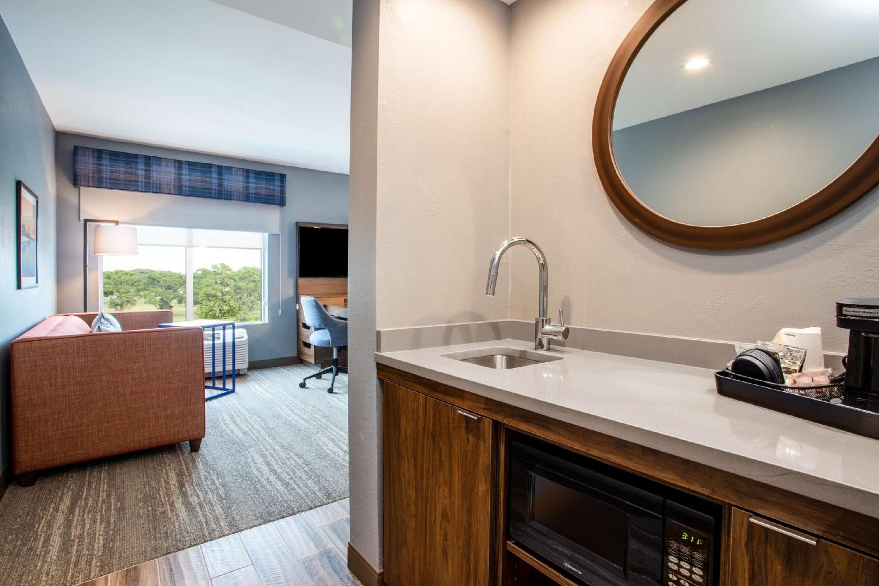 King Studio Suite - Non Smoking - Photo 5