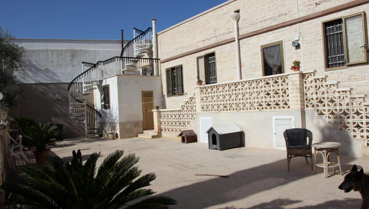 Villa - Beach Front photo 2