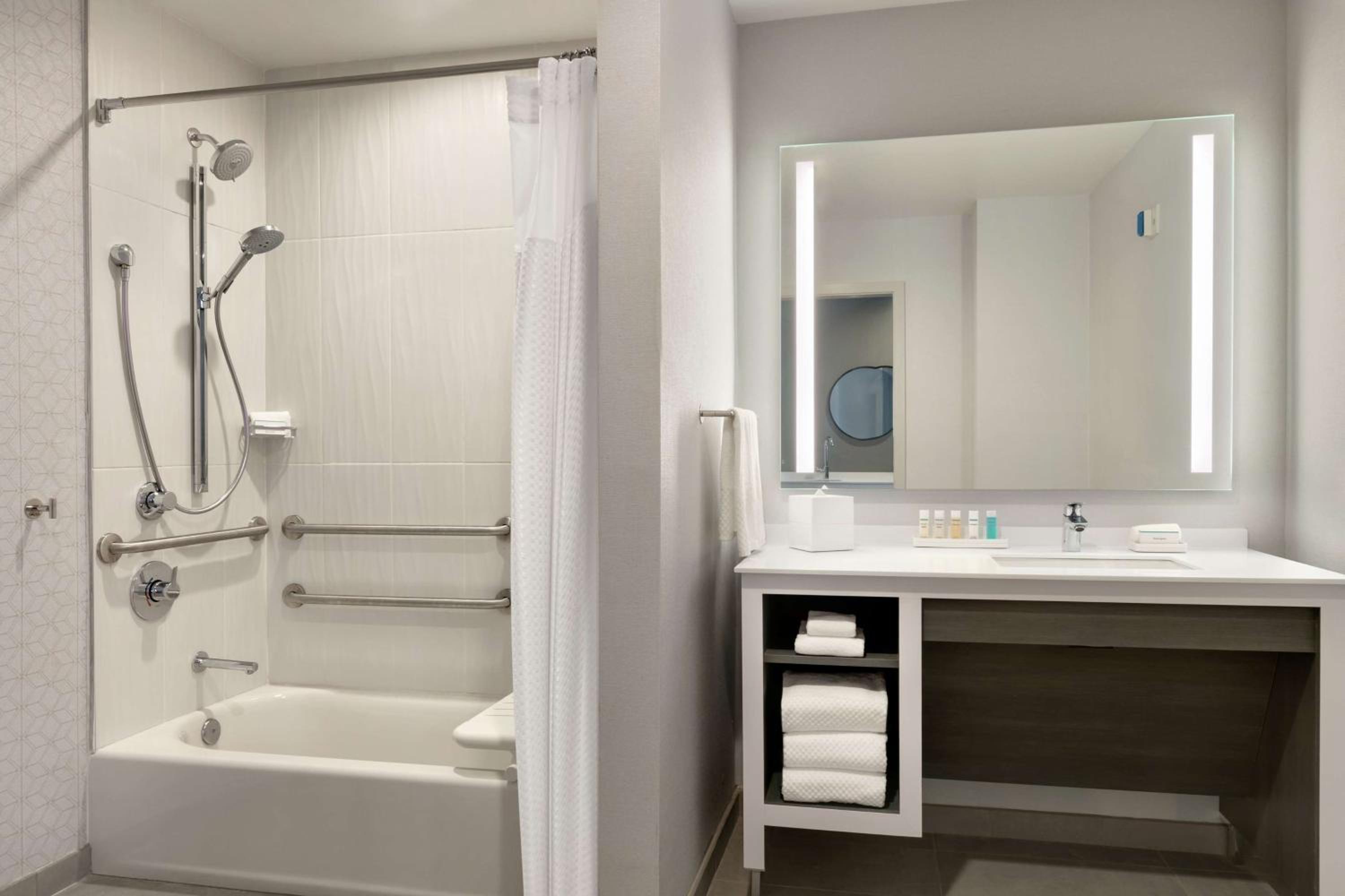 Two-Room Queen Suite with Two Queen Beds - Hearing Access - Photo 1