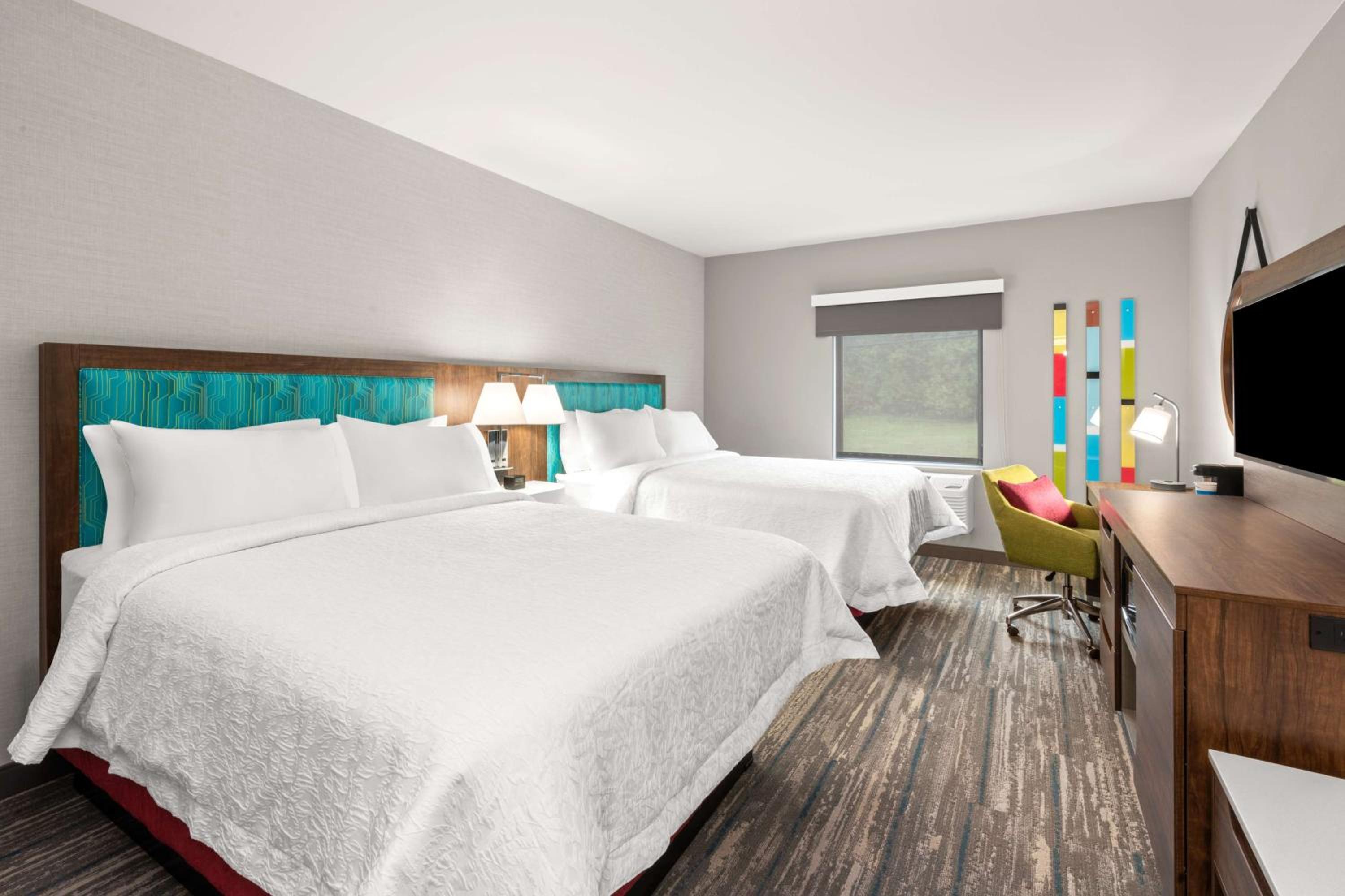 Queen Room with Two Queen Beds - Photo 1