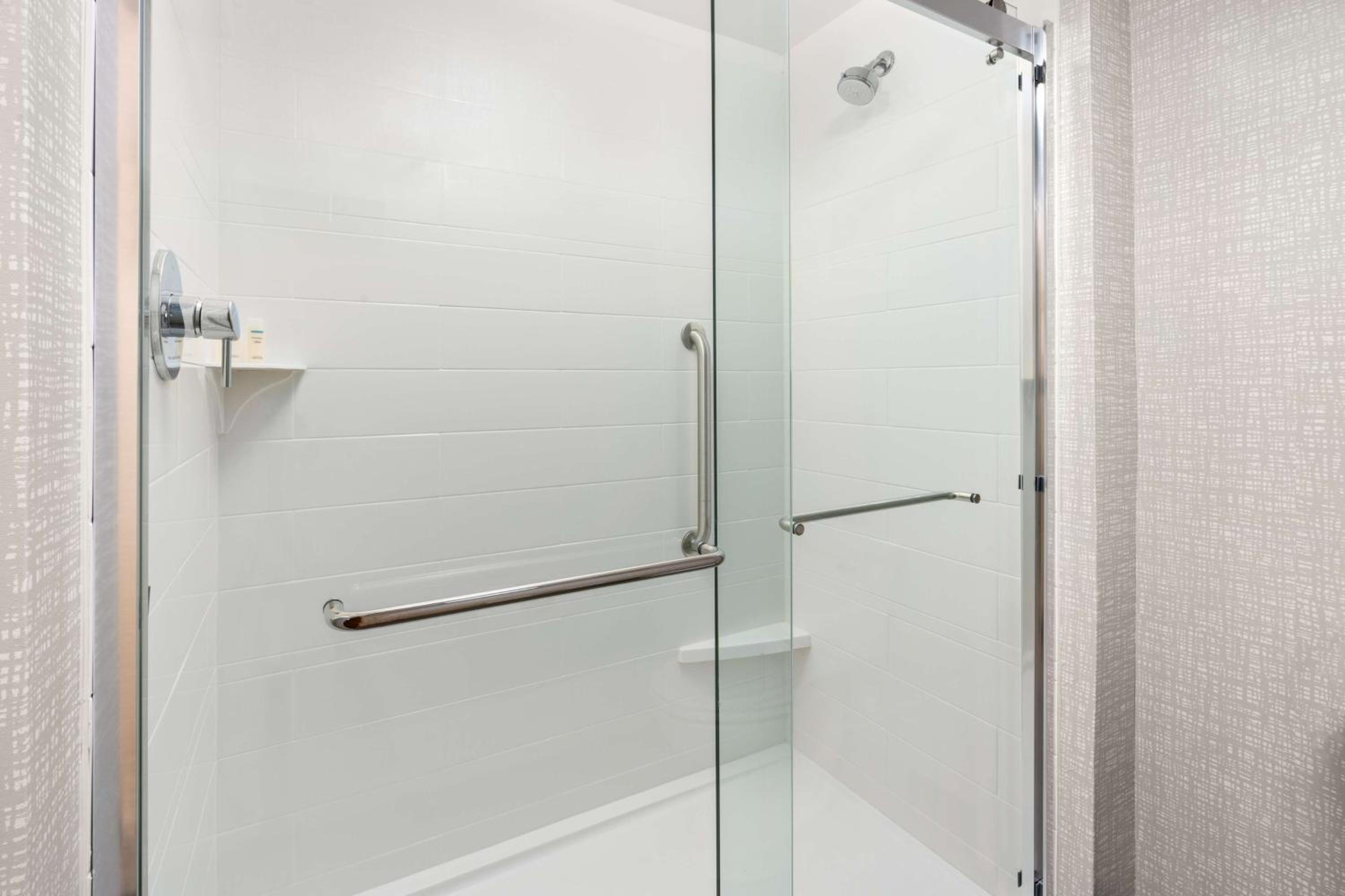 King Studio Suite - Non-Smoking - Photo 2