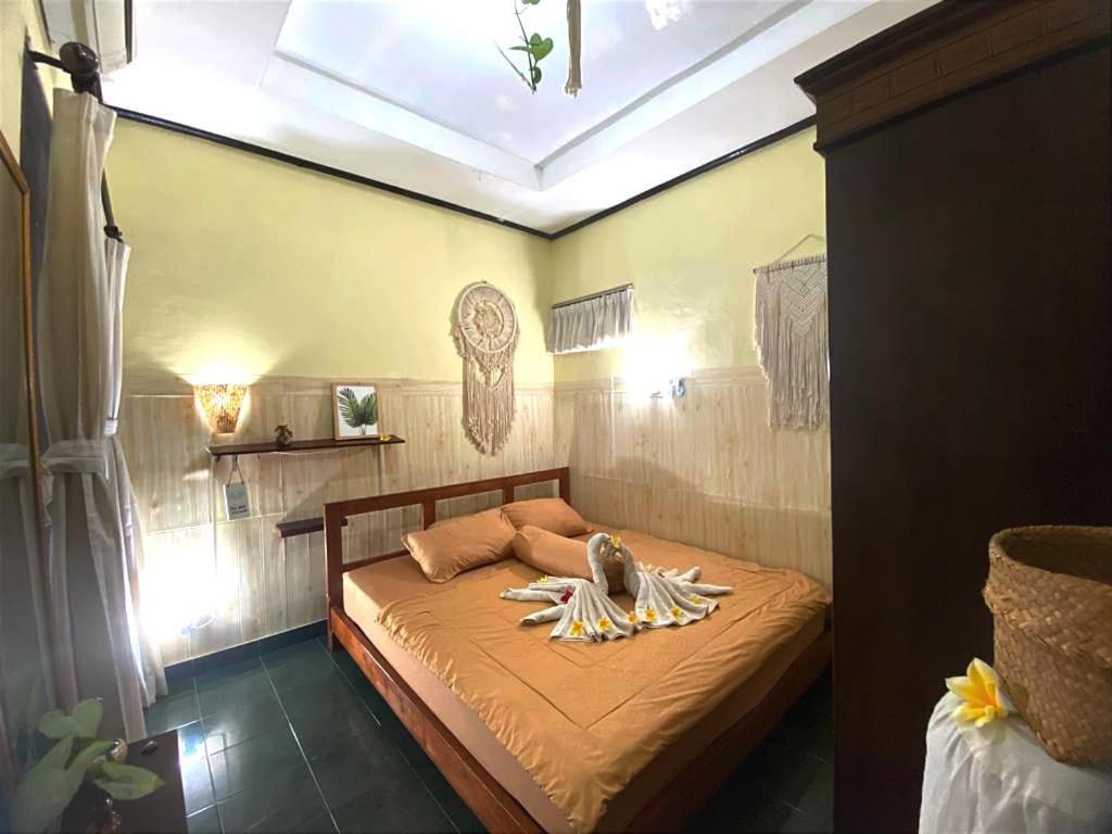 Double Room with Private Bathroom - Photo 13
