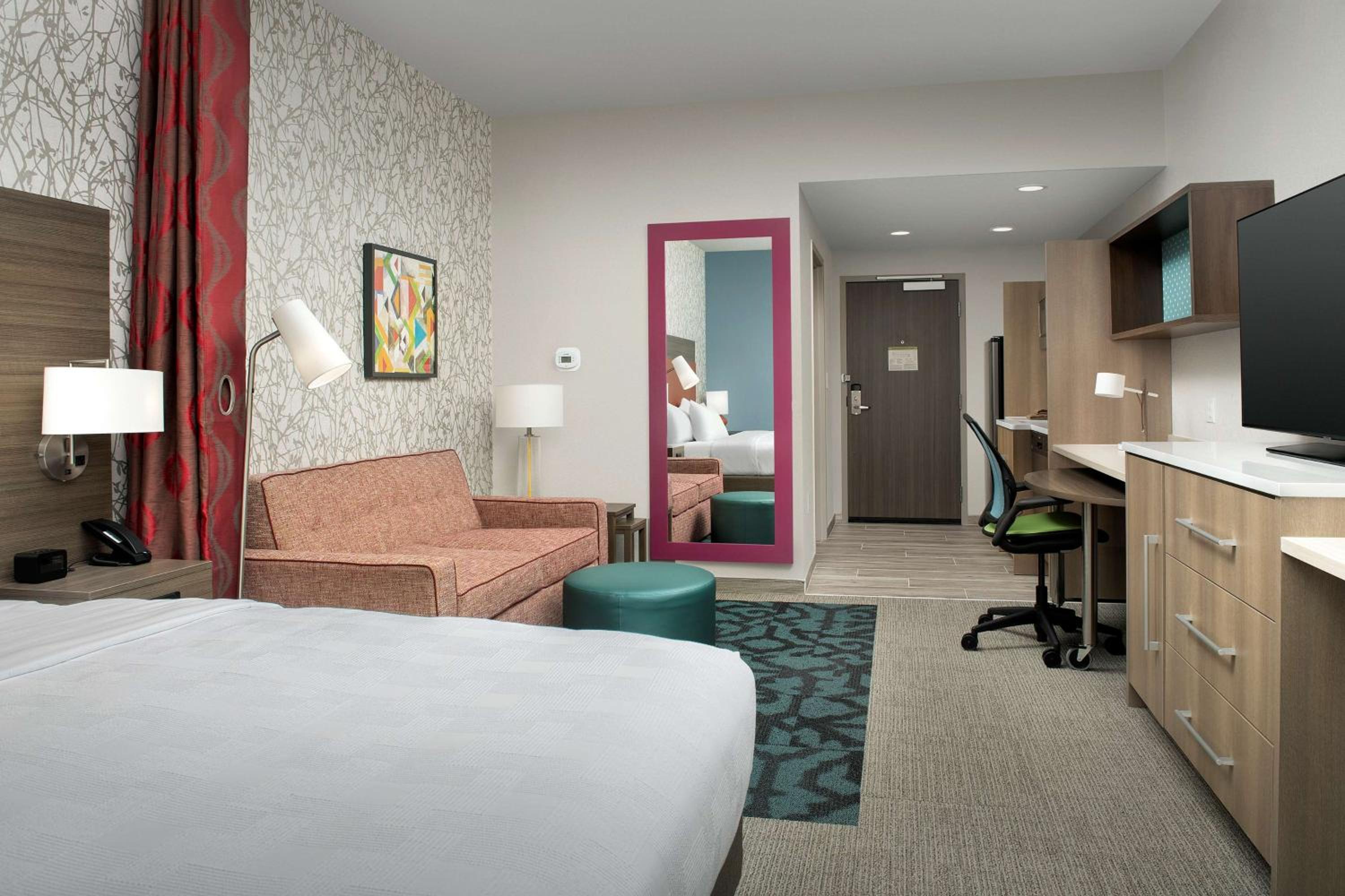 King Studio Suite - Non-Smoking - Photo 5