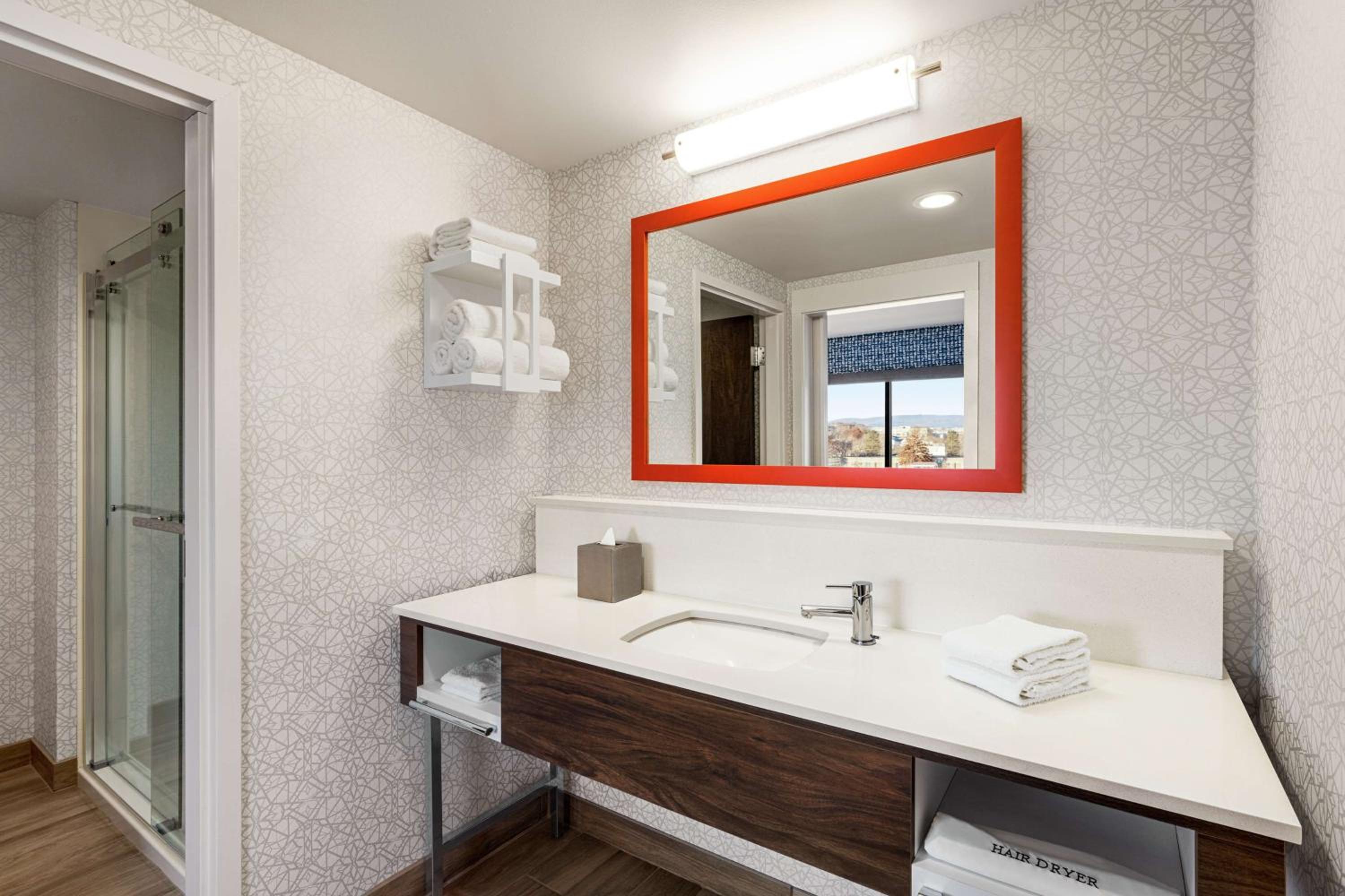King Studio Suite - Non Smoking - Photo 7