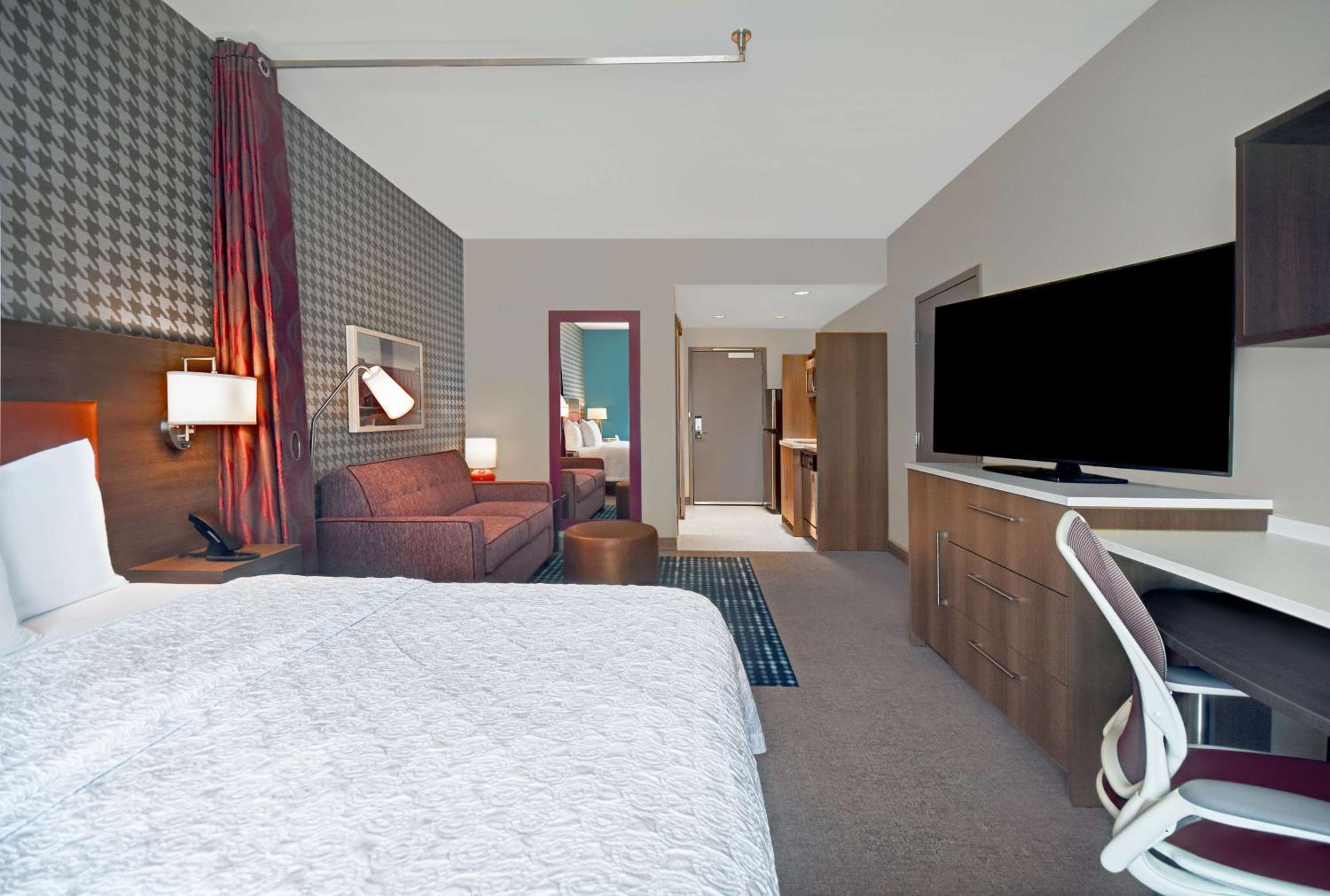 King Studio Suite - Non-Smoking - Photo 1