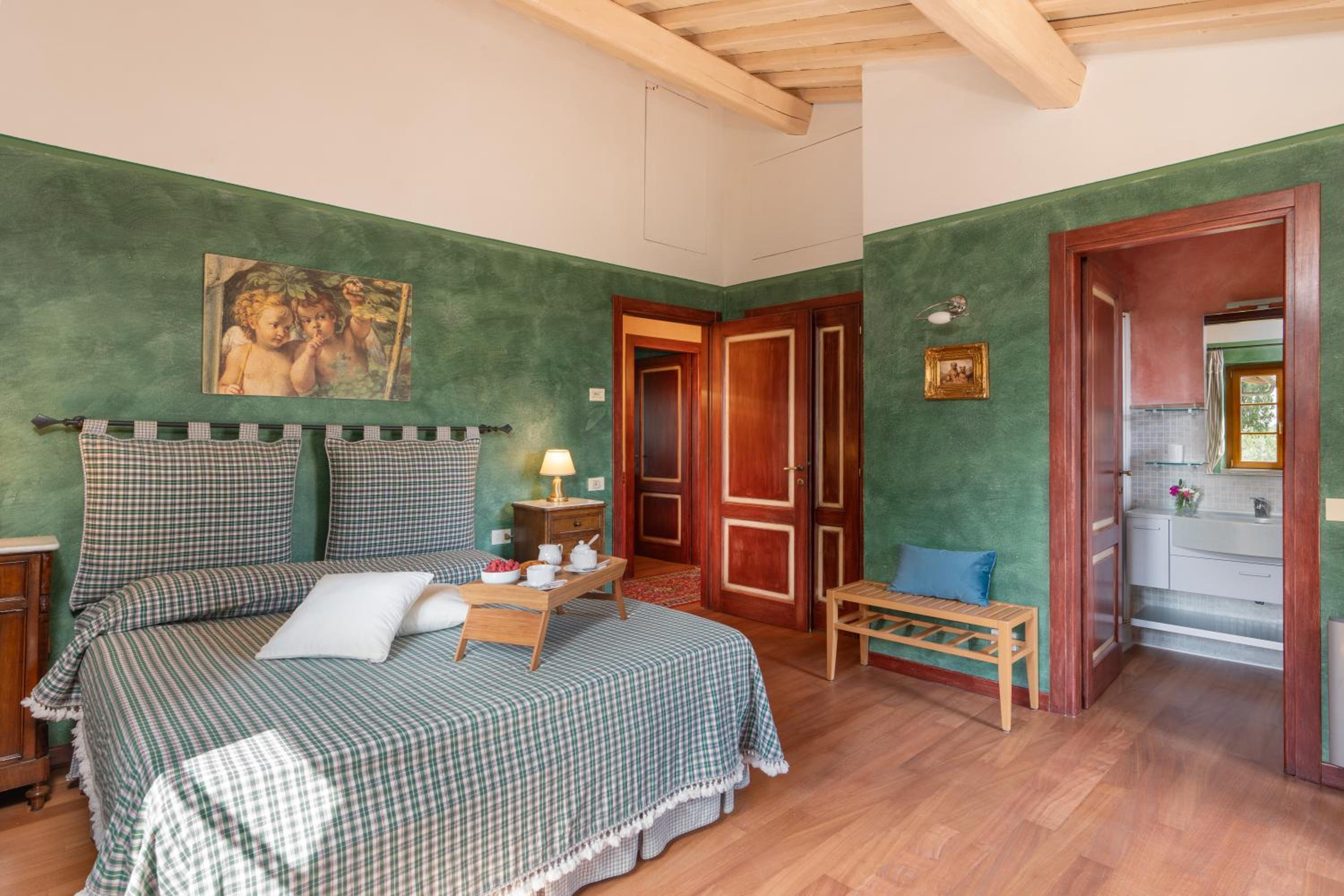 Villa photo 3