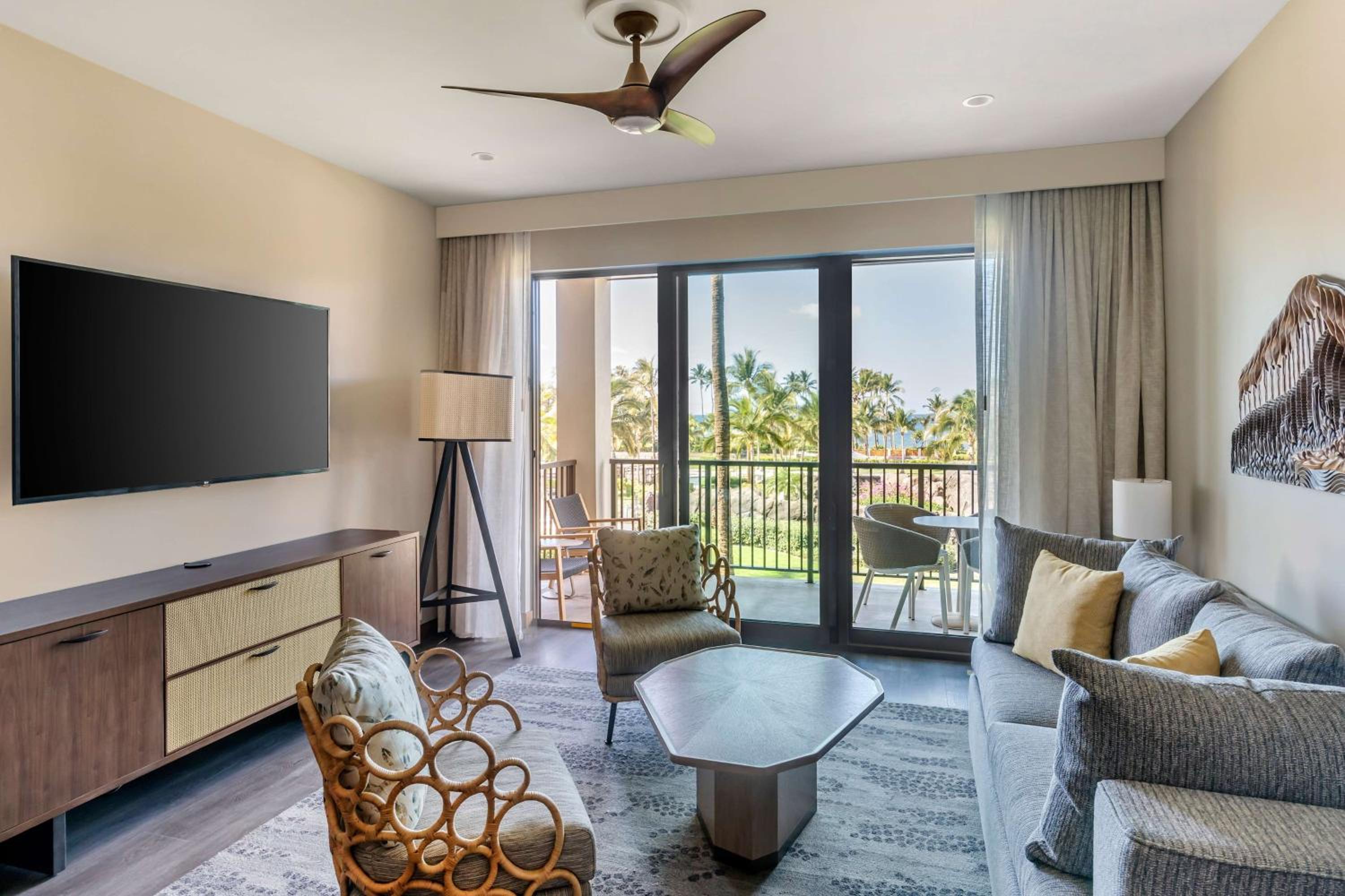 Three-Bedroom King Suite with Two King and Two Double Beds - Photo 6