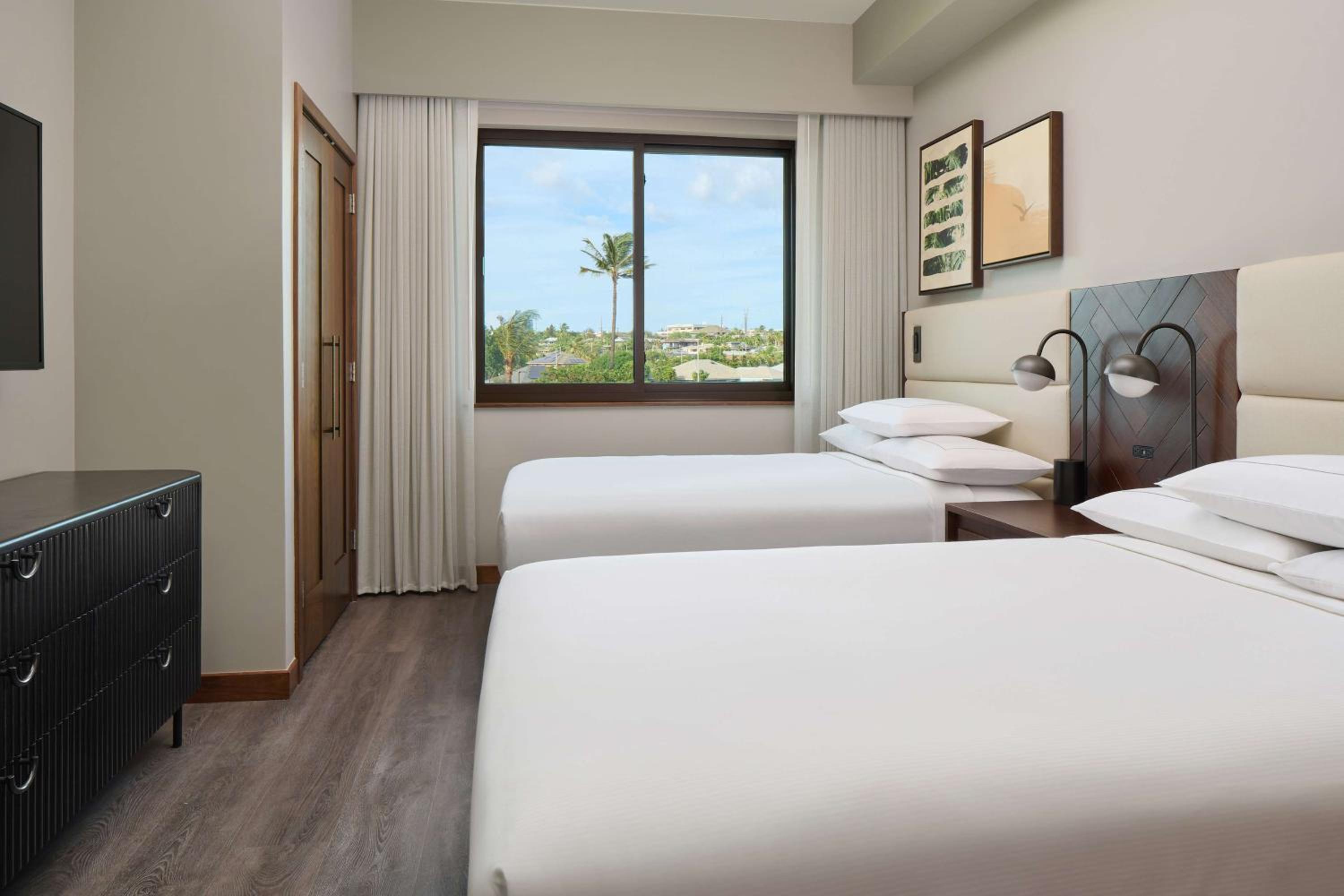 One-Bedroom Suite with Two Double Beds - Photo 6