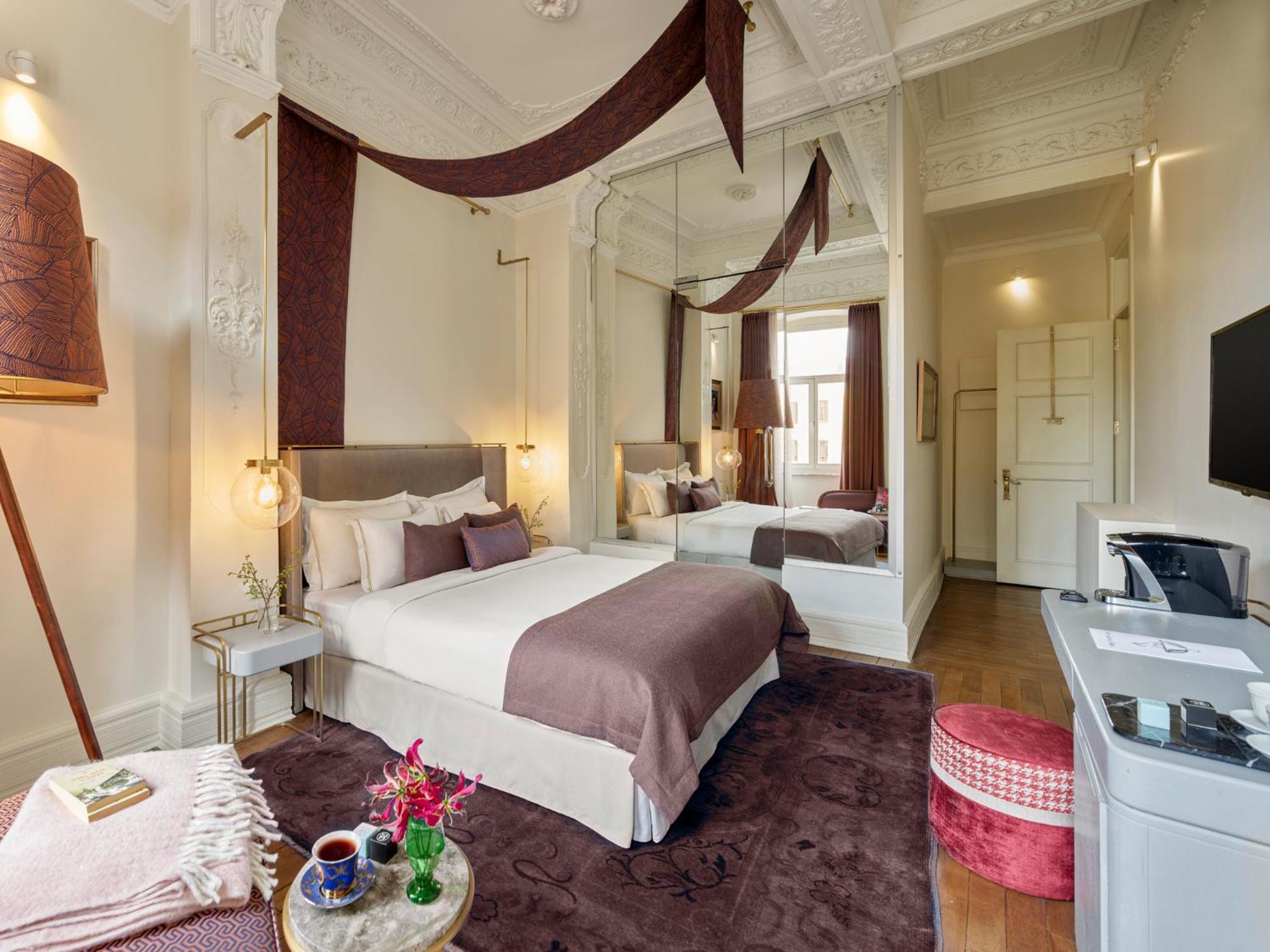 Premium Room with City View photo 3