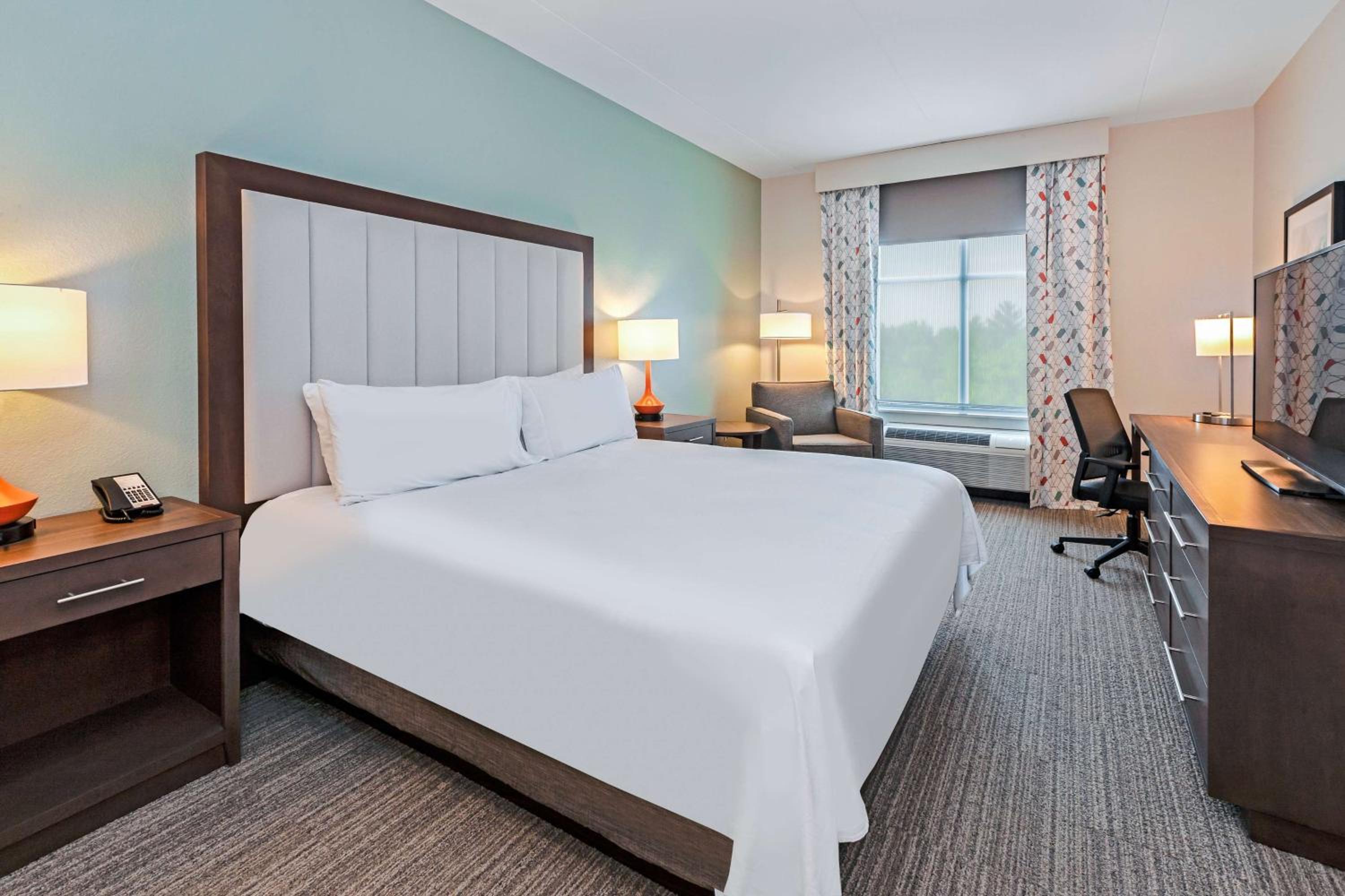 One-Bedroom King Suite - Photo 1