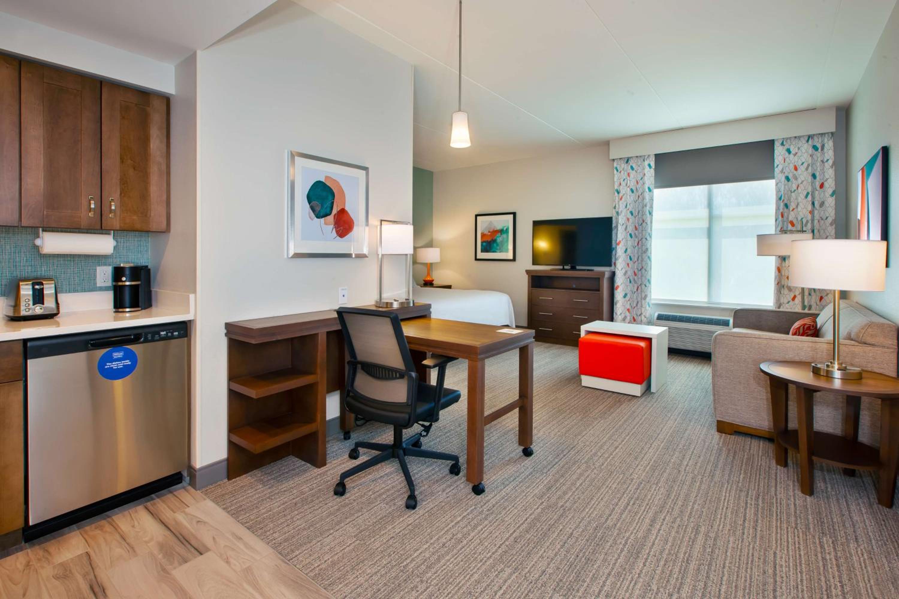 King Studio Suite - Photo 2